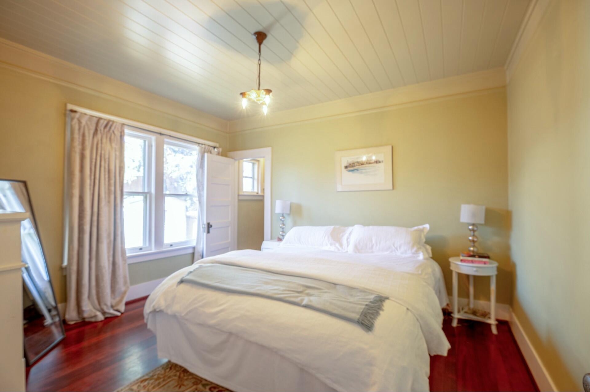 Bend, Oregon, 97703, United States, 3 Bedrooms Bedrooms, ,2 BathroomsBathrooms,Residential,Active,1756823