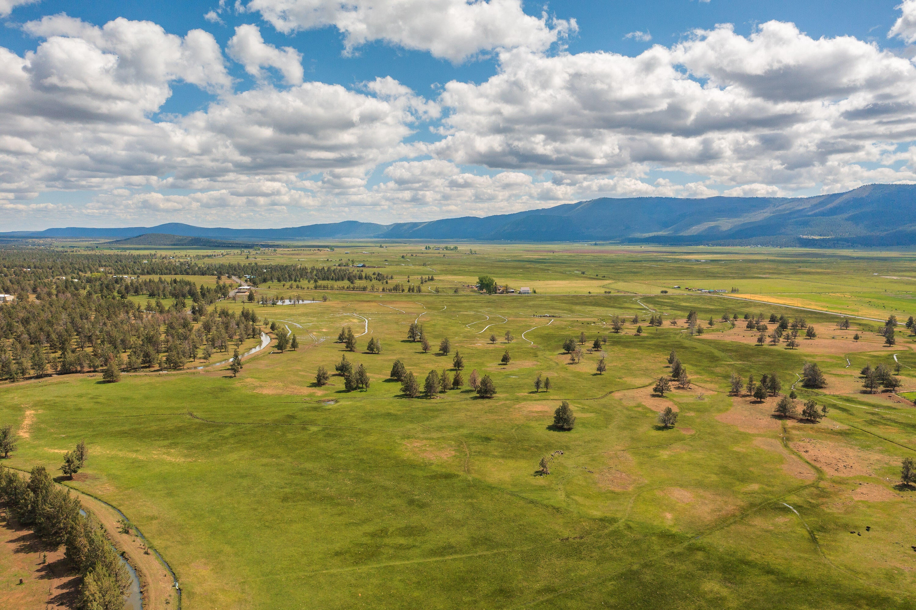 Bonanza, Oregon, 97623, United States, 3 Bedrooms Bedrooms, ,4 BathroomsBathrooms,Residential,Active,1876681