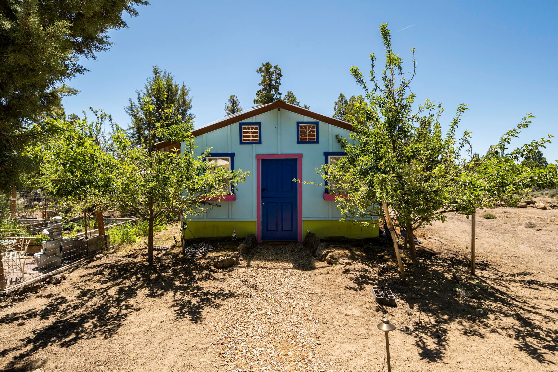 Bend, Oregon, 97702, United States, ,6 BathroomsBathrooms,Residential,Active,1726978