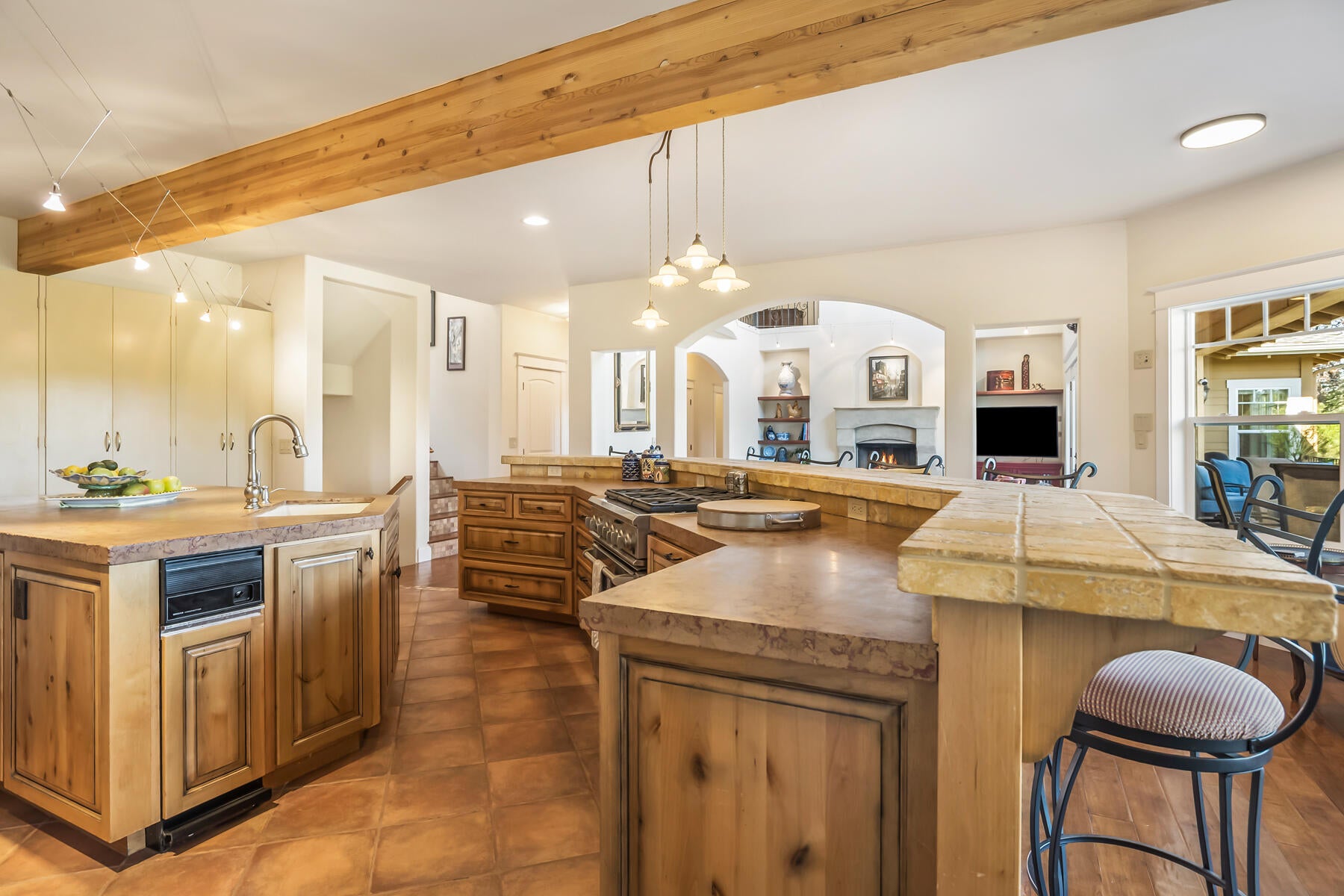 Bend, Oregon, 97707, United States, 5 Bedrooms Bedrooms, ,5 BathroomsBathrooms,Residential,Active,2044562