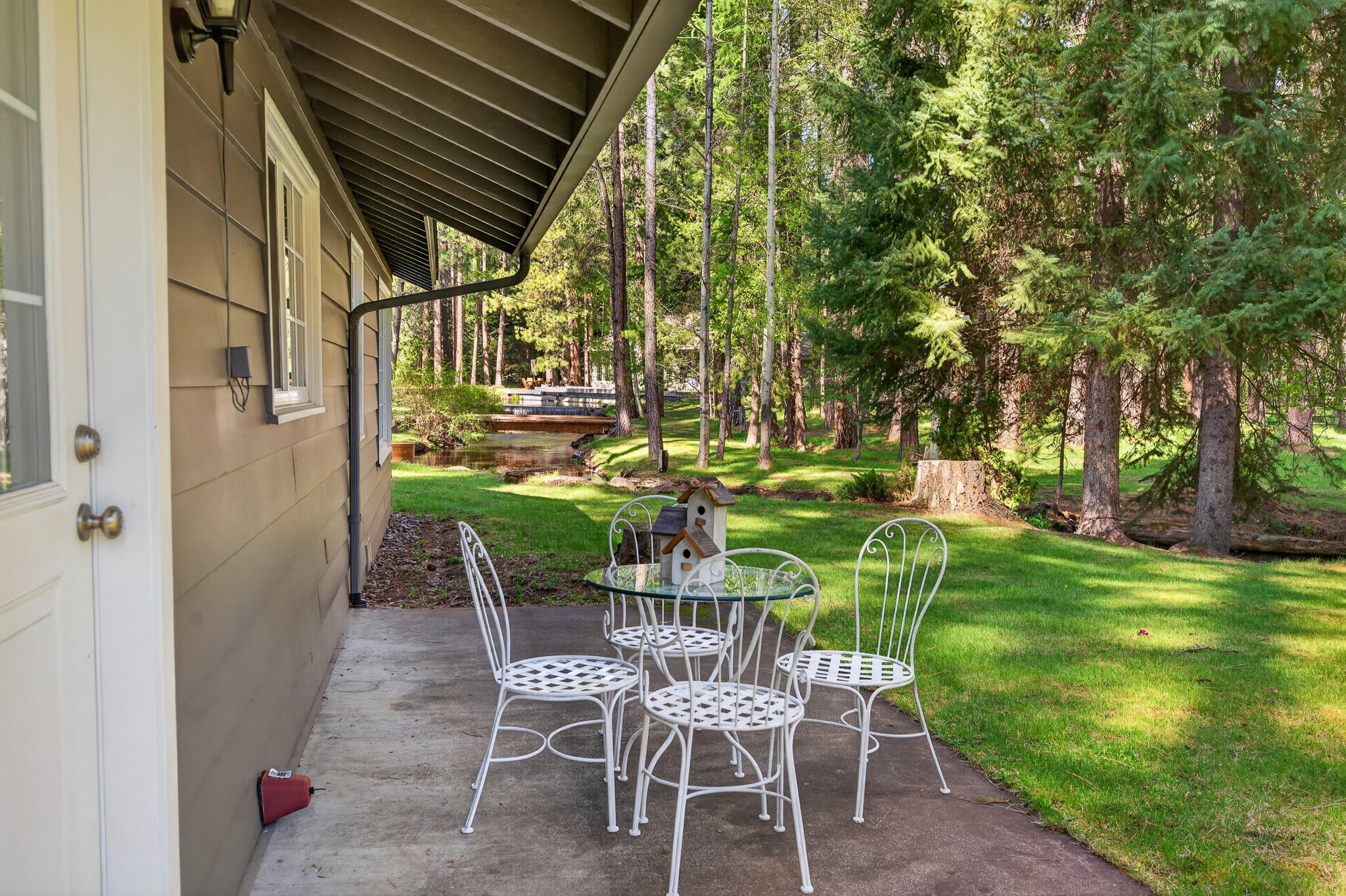 Camp Sherman, Oregon, 97730, United States, 2 Bedrooms Bedrooms, ,2 BathroomsBathrooms,Residential,Active,2045042