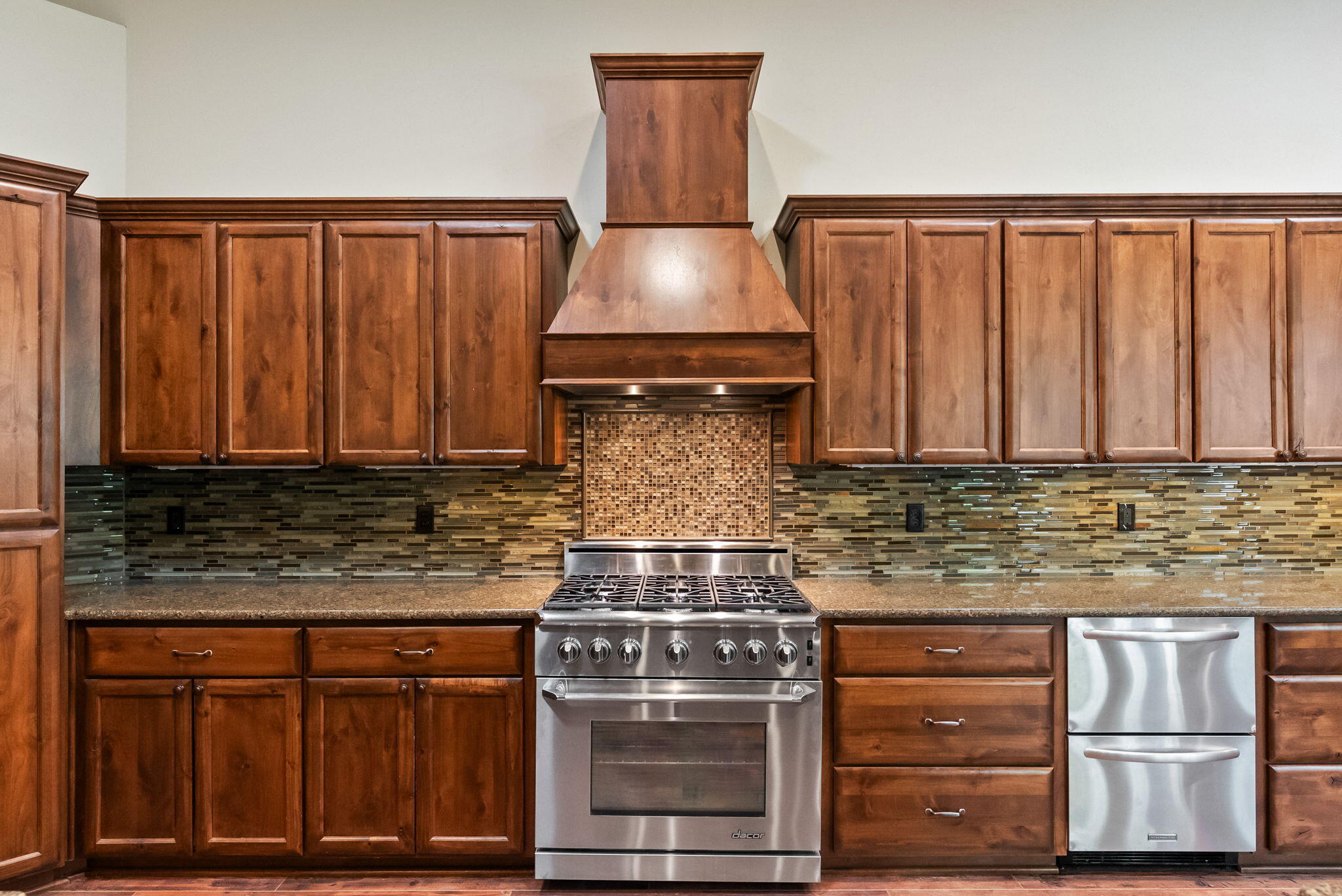 Bend, Oregon, 97702, United States, 3 Bedrooms Bedrooms, ,4 BathroomsBathrooms,Residential,Active,1952481