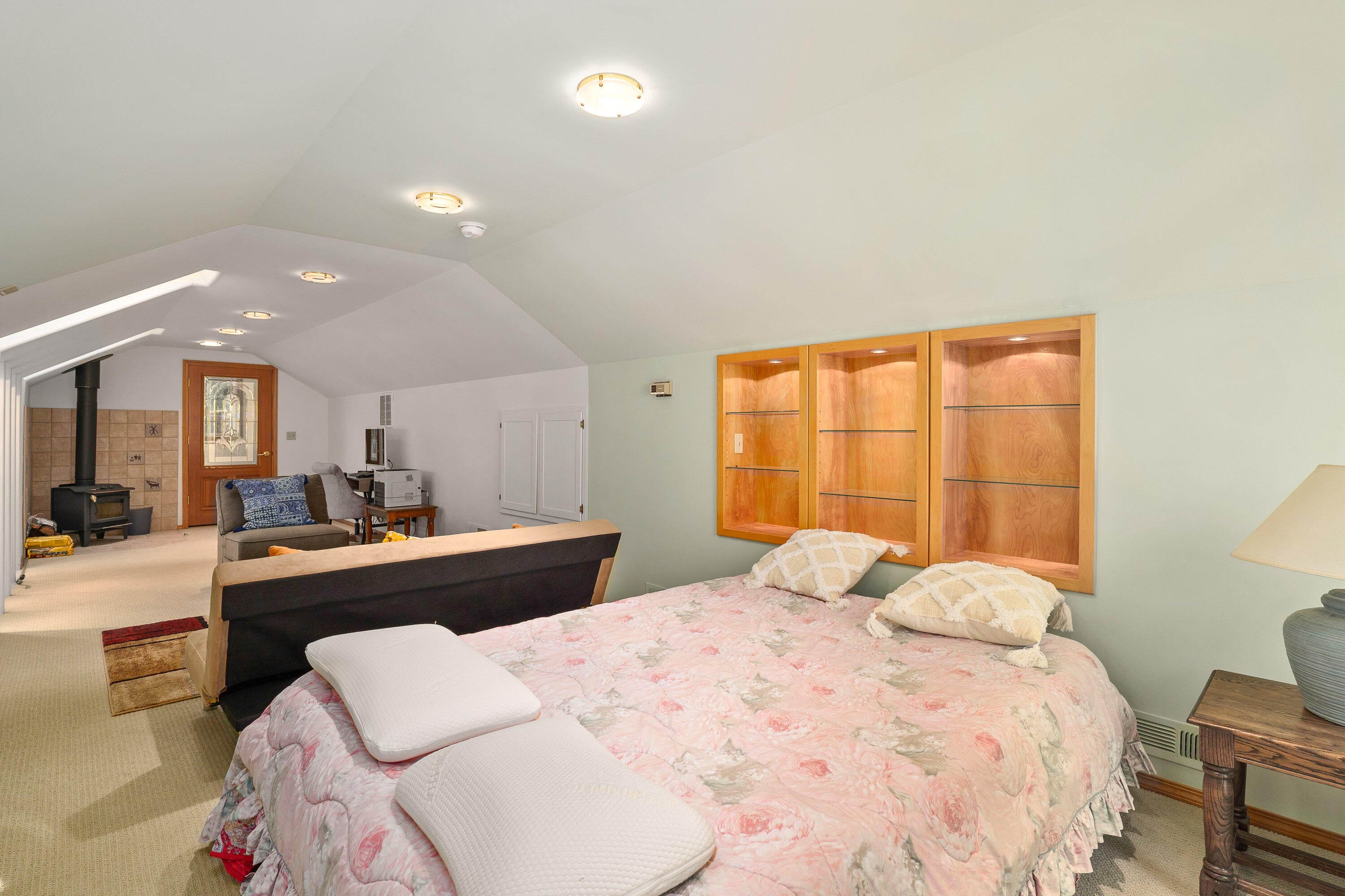 Selma, Oregon, 97538, United States, 5 Bedrooms Bedrooms, ,5 BathroomsBathrooms,Residential,Active,1902945