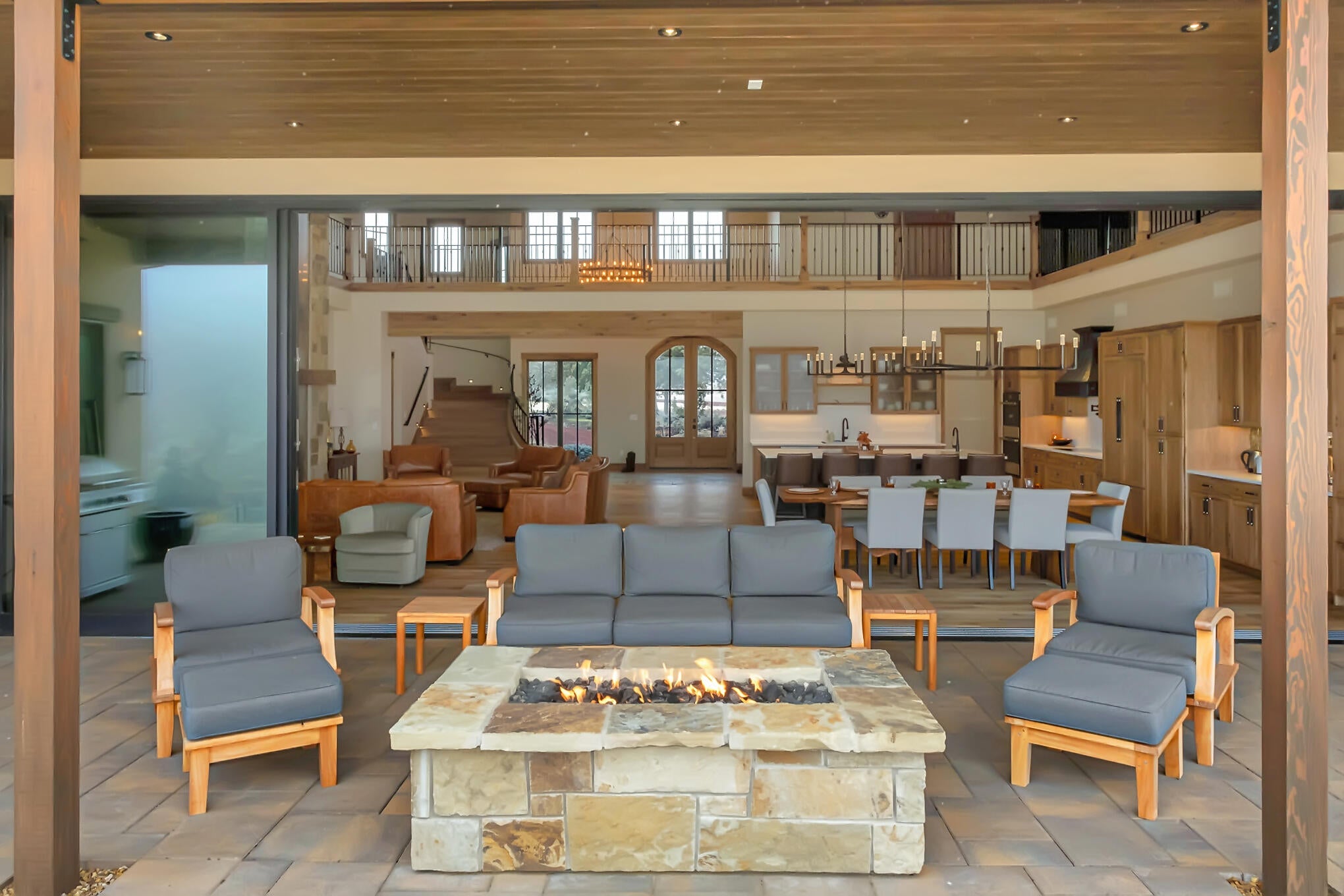 Terrebonne, Oregon, 97760, United States, 5 Bedrooms Bedrooms, ,5 BathroomsBathrooms,Residential,Active,1747251