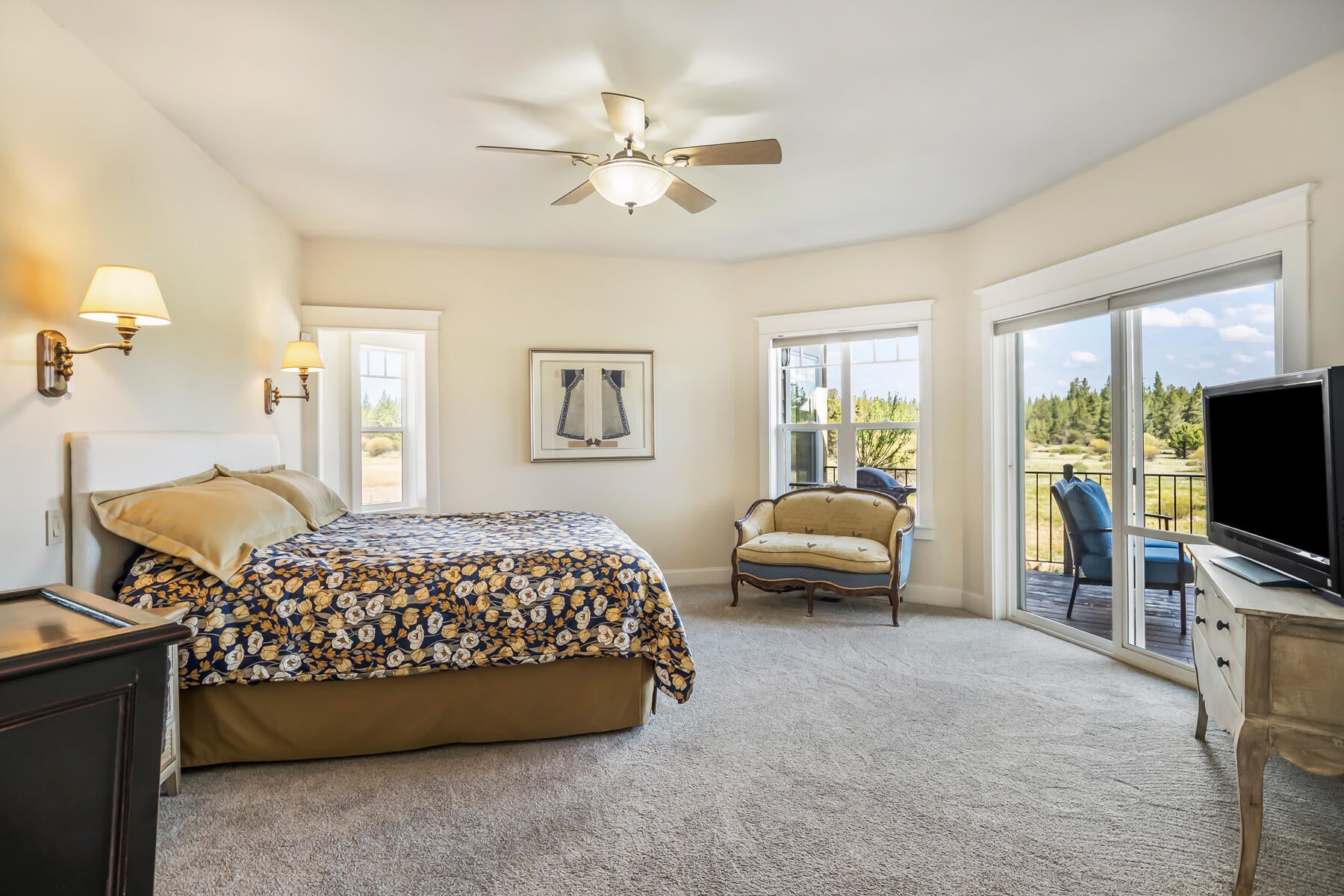 Bend, Oregon, 97707, United States, 5 Bedrooms Bedrooms, ,5 BathroomsBathrooms,Residential,Active,2044562