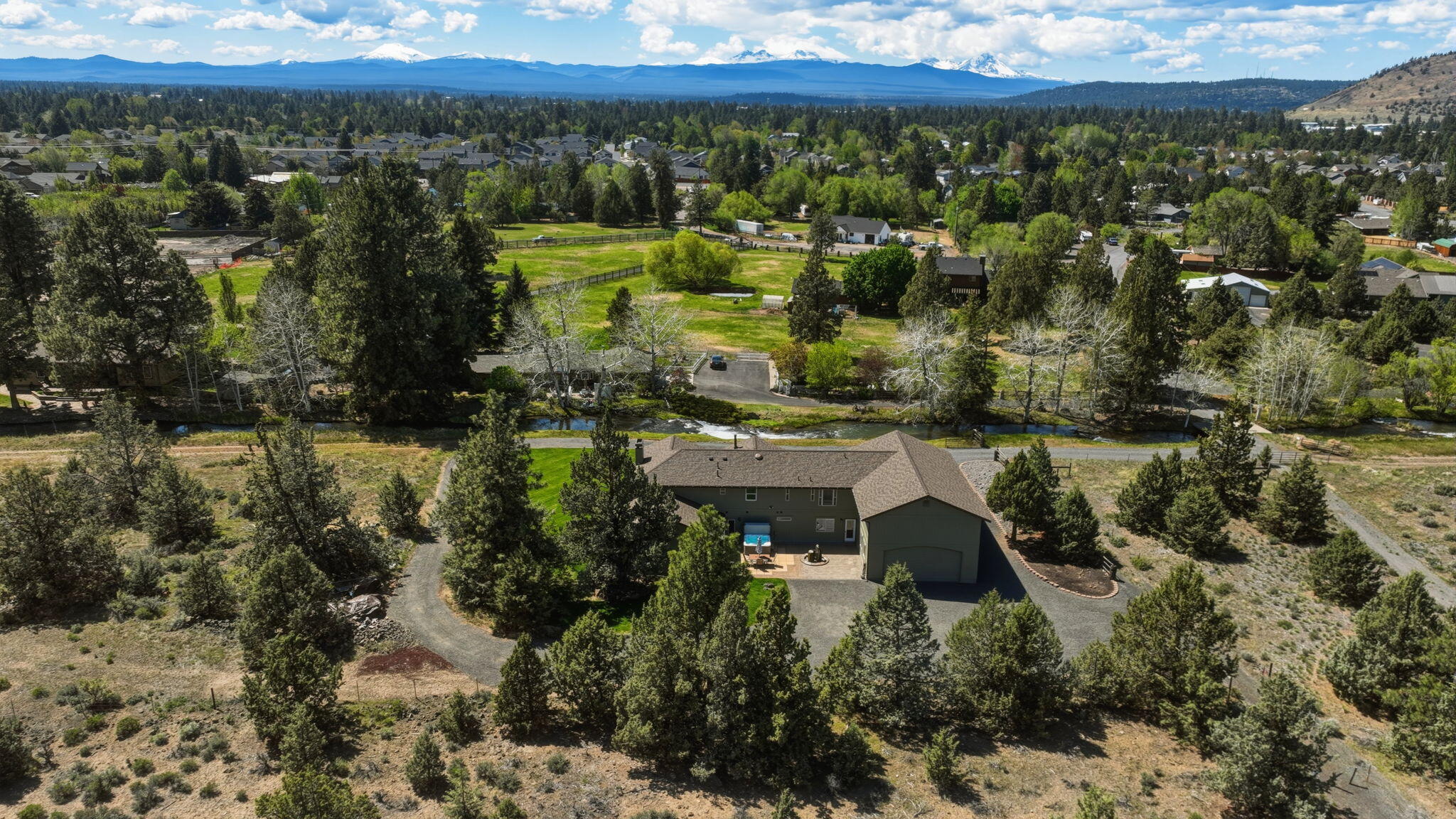 Bend, Oregon, 97702, United States, 3 Bedrooms Bedrooms, ,5 BathroomsBathrooms,Residential,Active,2045021
