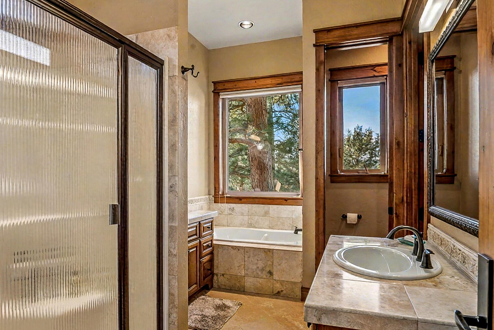 Bend, Oregon, 97703, United States, 4 Bedrooms Bedrooms, ,4 BathroomsBathrooms,Residential,Active,1990602