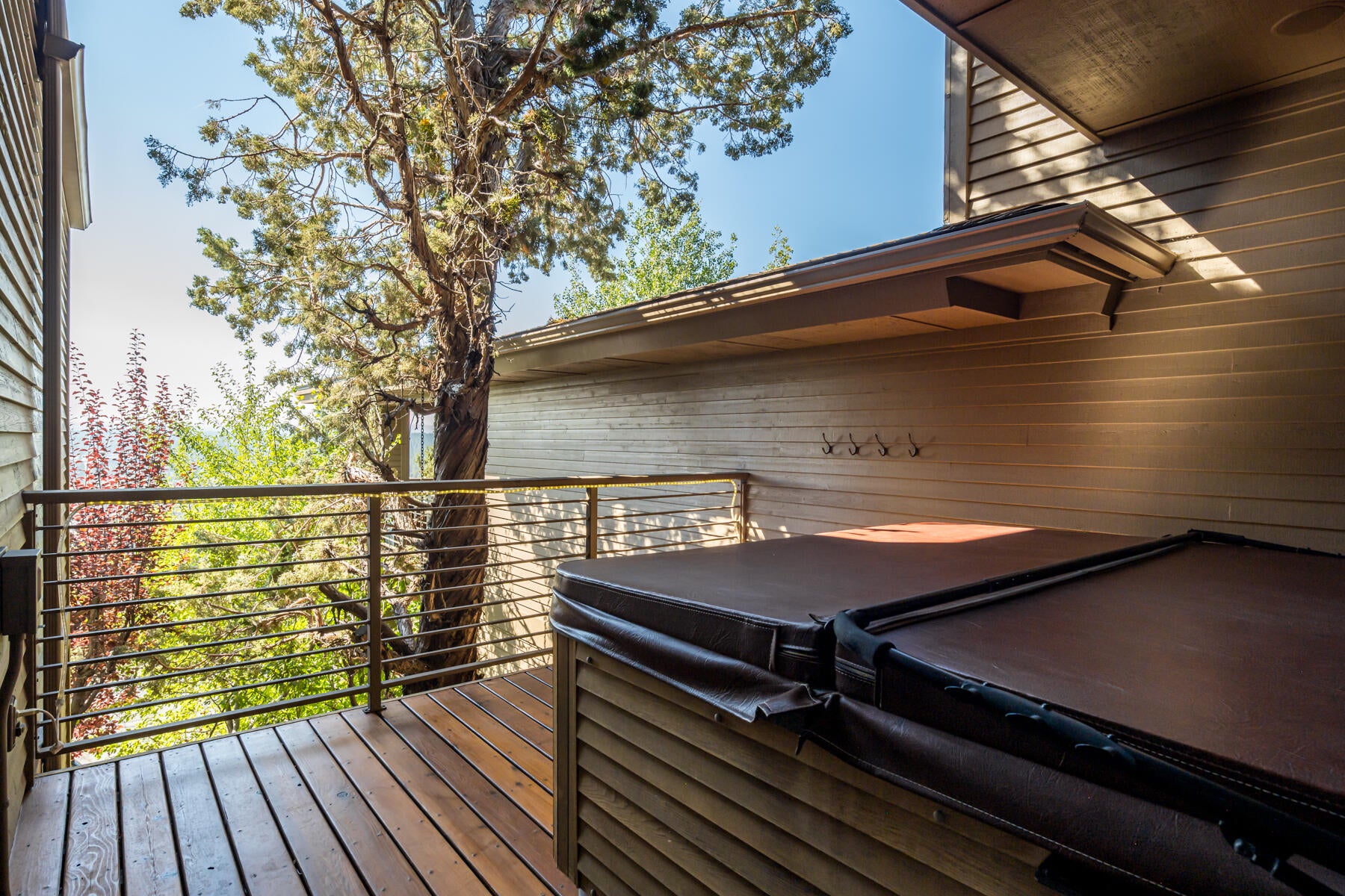 Bend, Oregon, 97702, United States, 3 Bedrooms Bedrooms, ,3 BathroomsBathrooms,Residential,Active,1936452