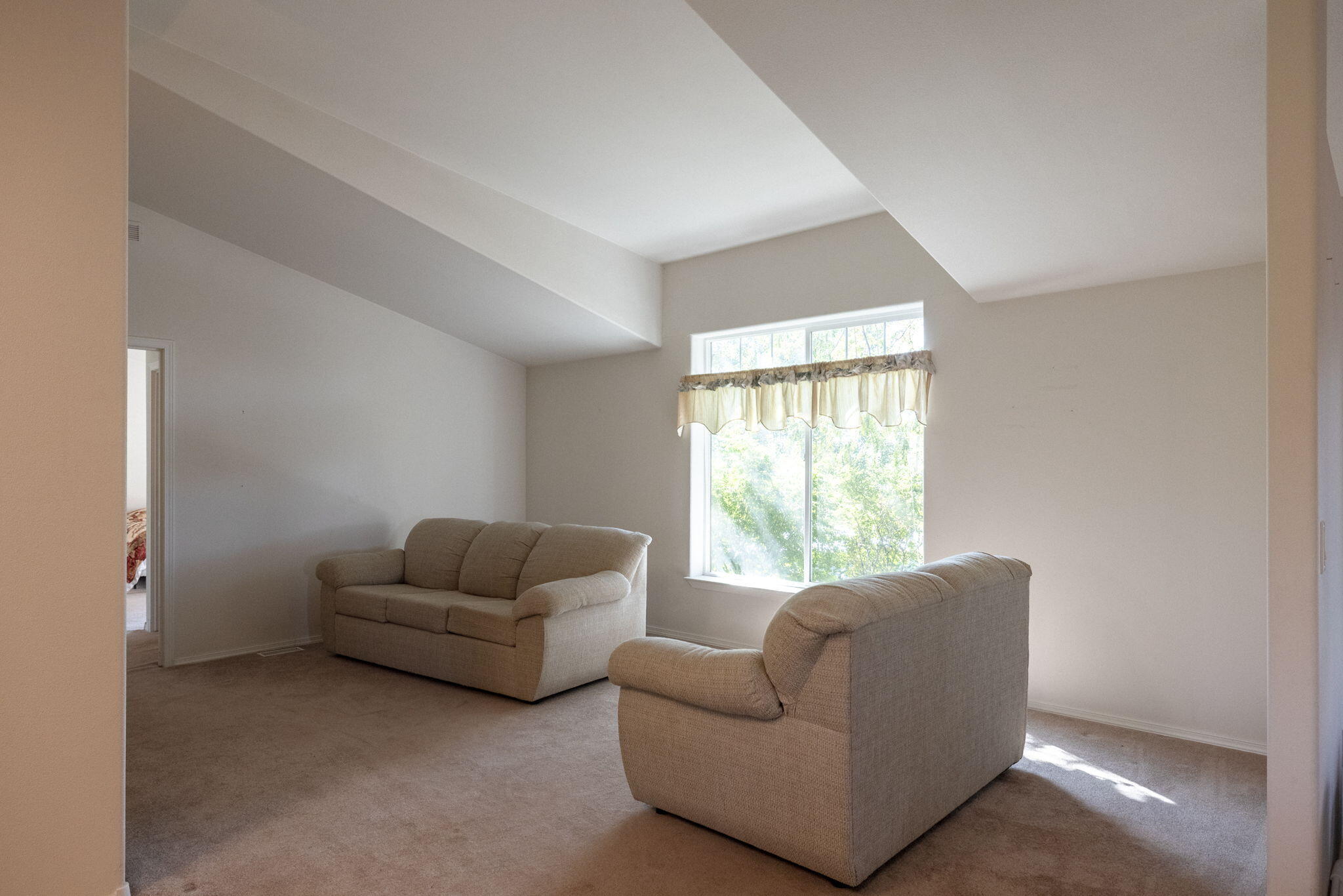 Powell Butte, Oregon, 97753, United States, ,3 BathroomsBathrooms,Residential,Active,1769369