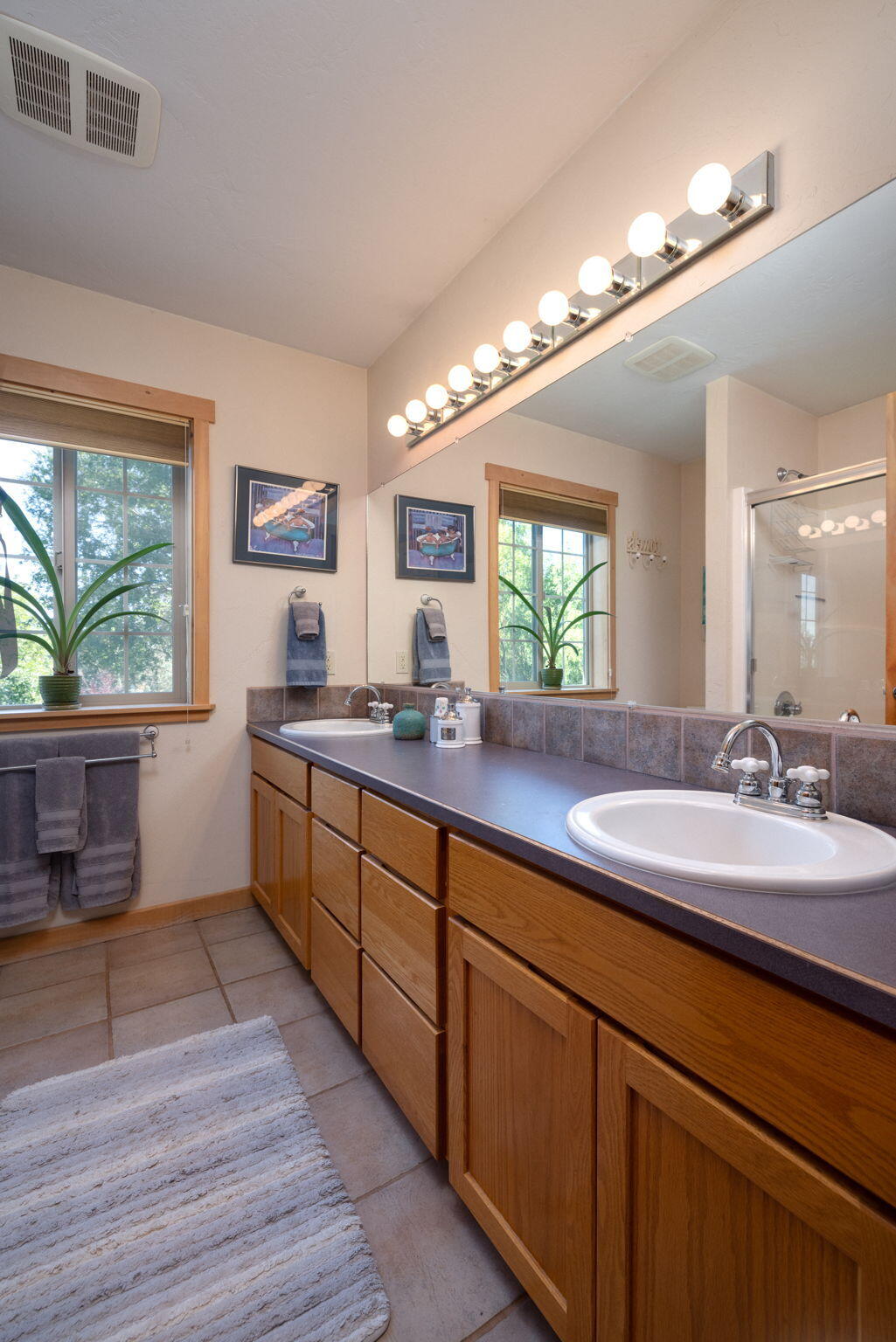Powell Butte, Oregon, 97753, United States, ,3 BathroomsBathrooms,Residential,Active,1769369