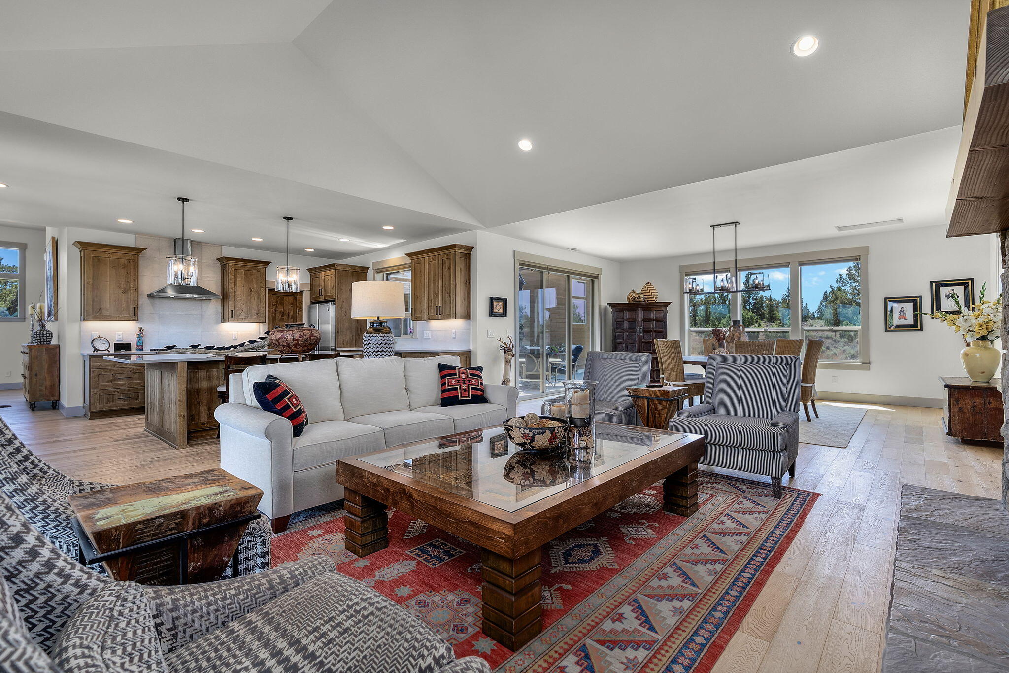 Powell Butte, Oregon, 97753, United States, 3 Bedrooms Bedrooms, ,3 BathroomsBathrooms,Residential,Active,1884879