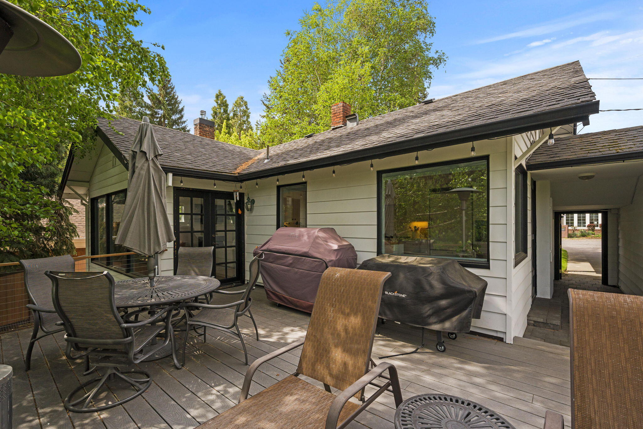 Bend, Oregon, 97703, United States, 3 Bedrooms Bedrooms, ,2 BathroomsBathrooms,Residential,Active,1904740