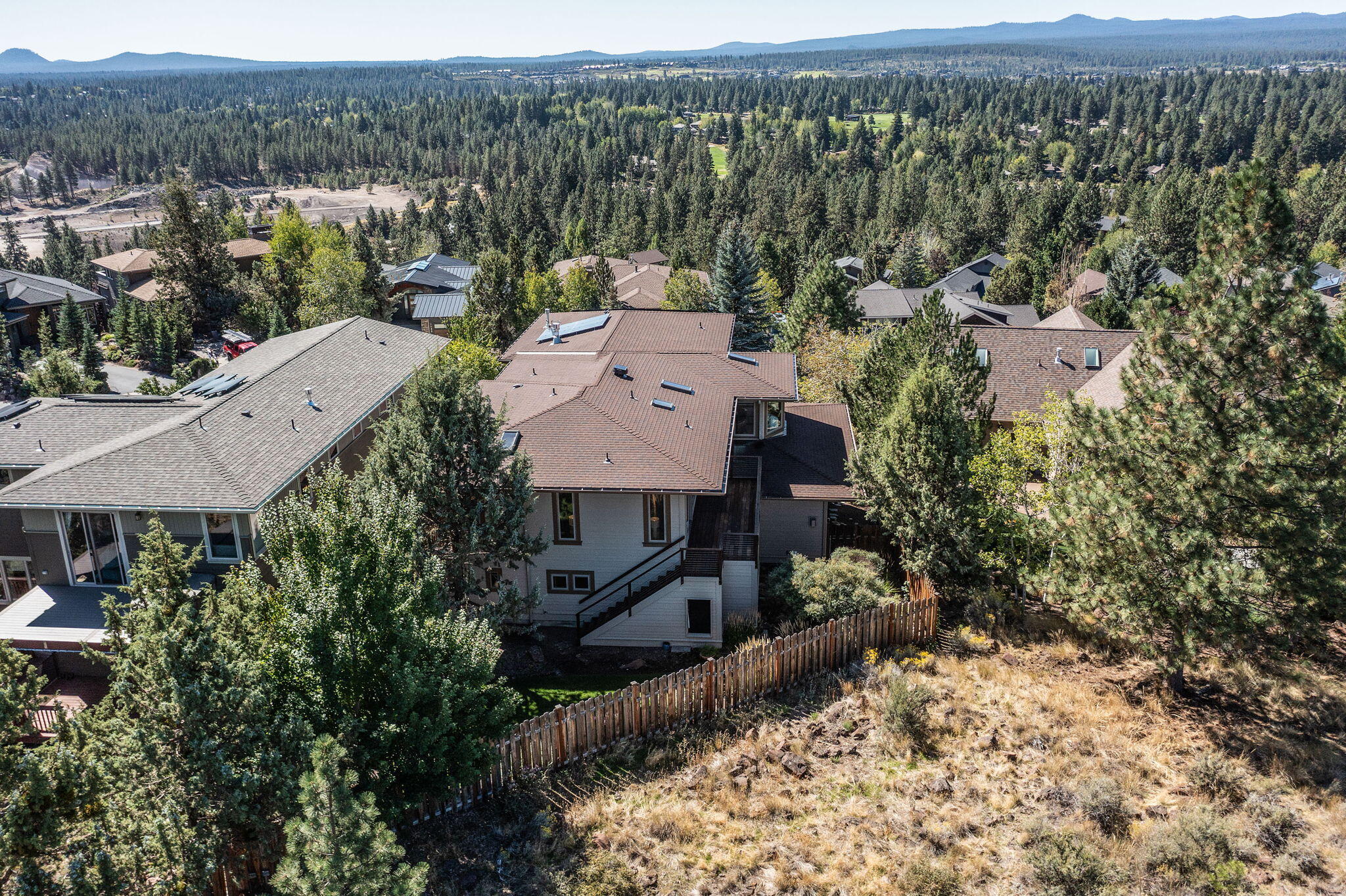 Bend, Oregon, 97702, United States, 3 Bedrooms Bedrooms, ,4 BathroomsBathrooms,Residential,Active,1929788