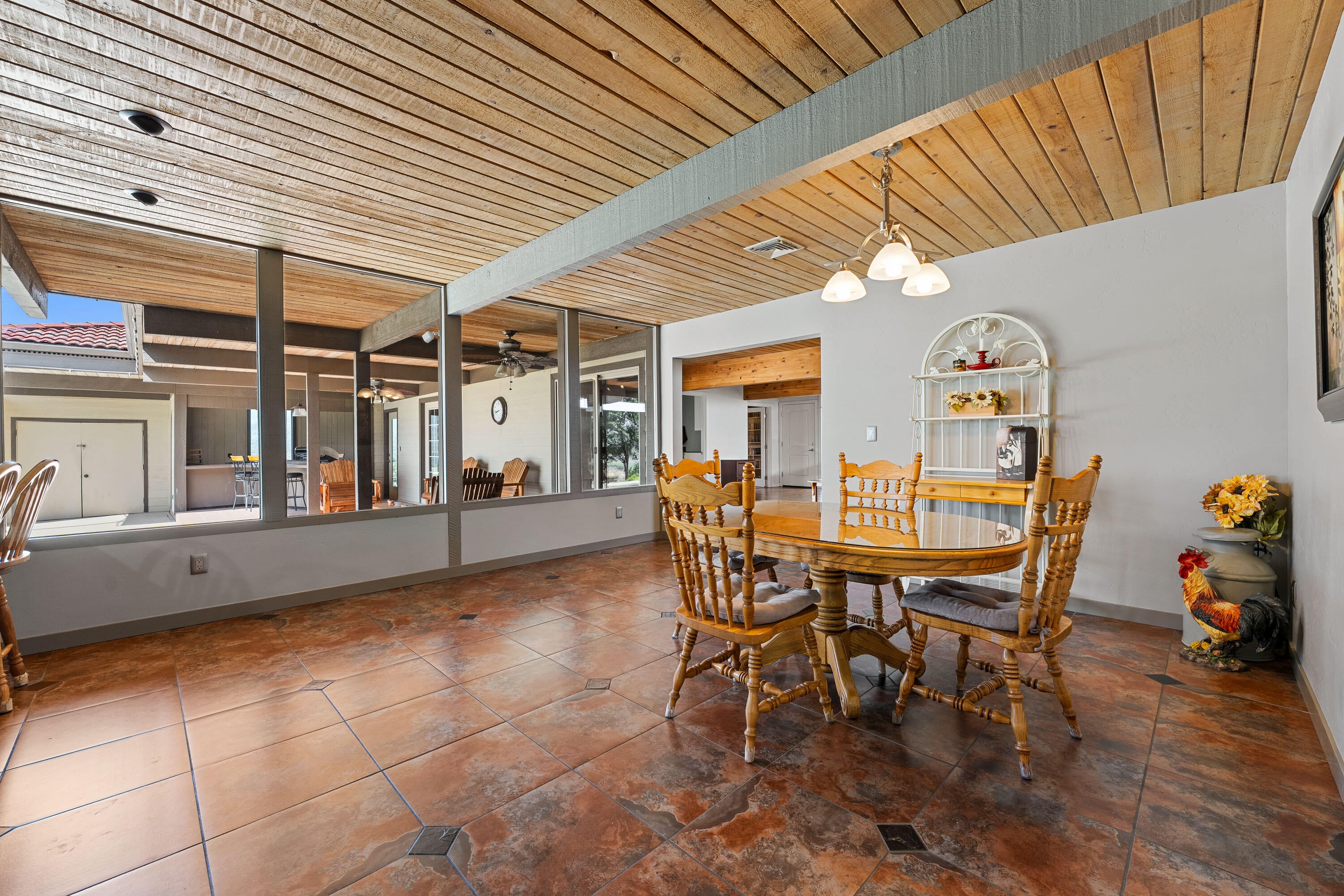 Central Point, Oregon, 97502, United States, 4 Bedrooms Bedrooms, ,4 BathroomsBathrooms,Residential,Active,2006836