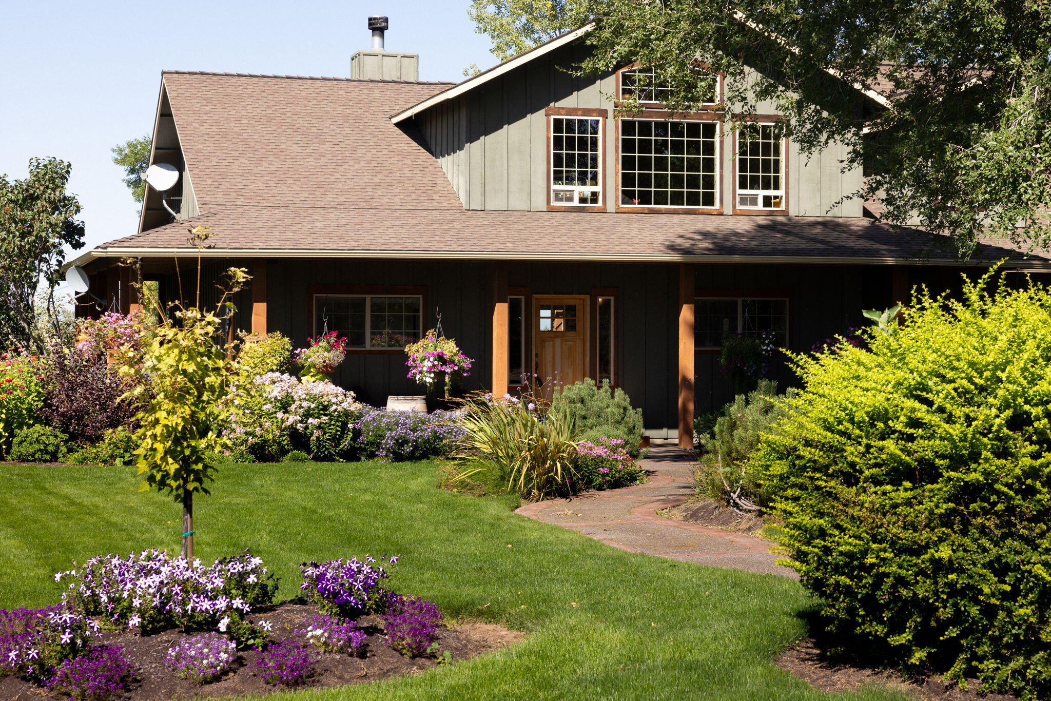 Powell Butte, Oregon, 97753, United States, ,3 BathroomsBathrooms,Residential,Active,1769369