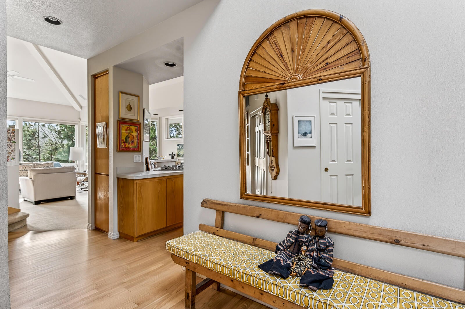 Bend, Oregon, 97702, United States, 4 Bedrooms Bedrooms, ,5 BathroomsBathrooms,Residential,Active,2007101