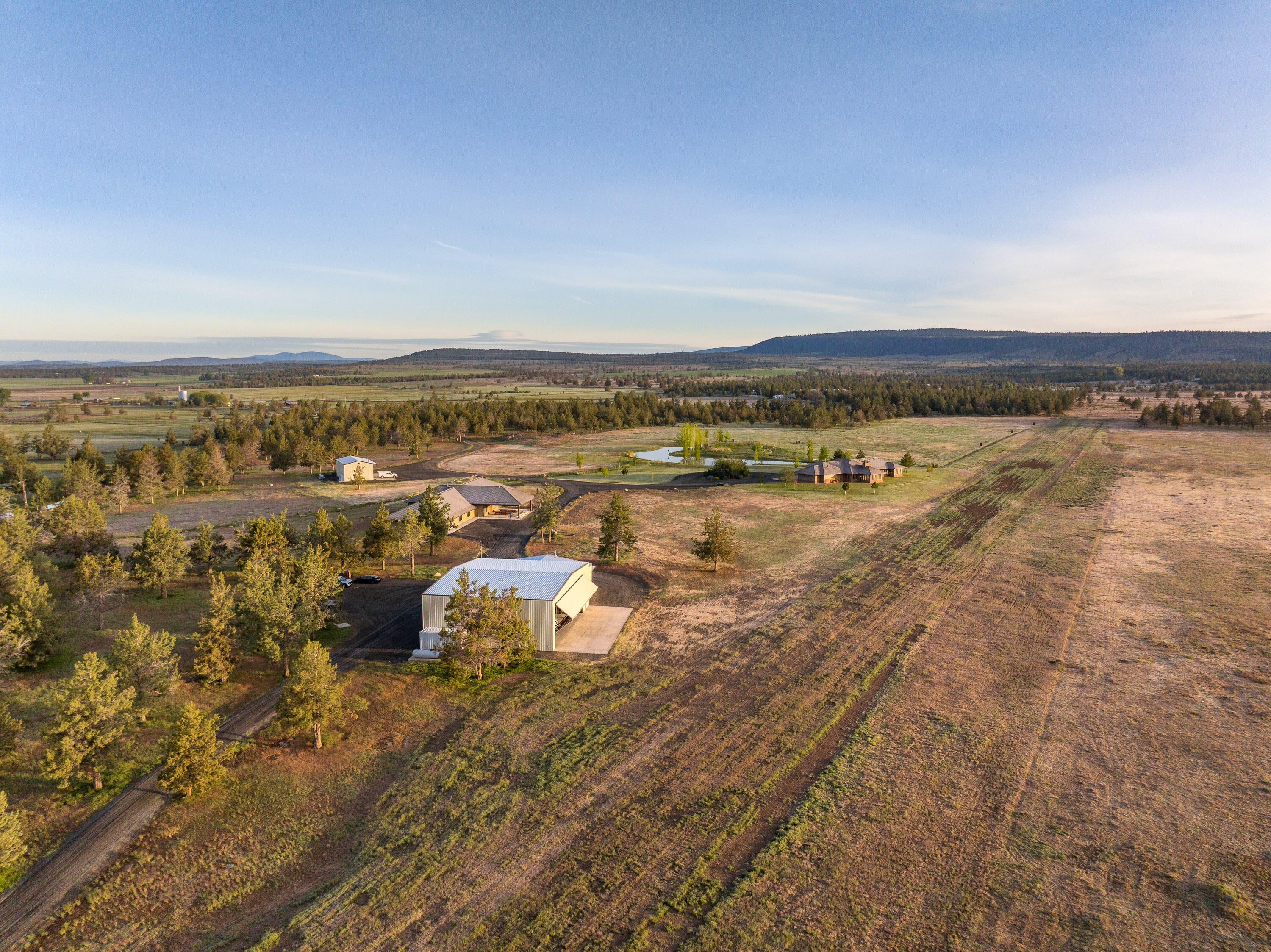 Bonanza, Oregon, 97623, United States, 3 Bedrooms Bedrooms, ,4 BathroomsBathrooms,Residential,Active,1876681