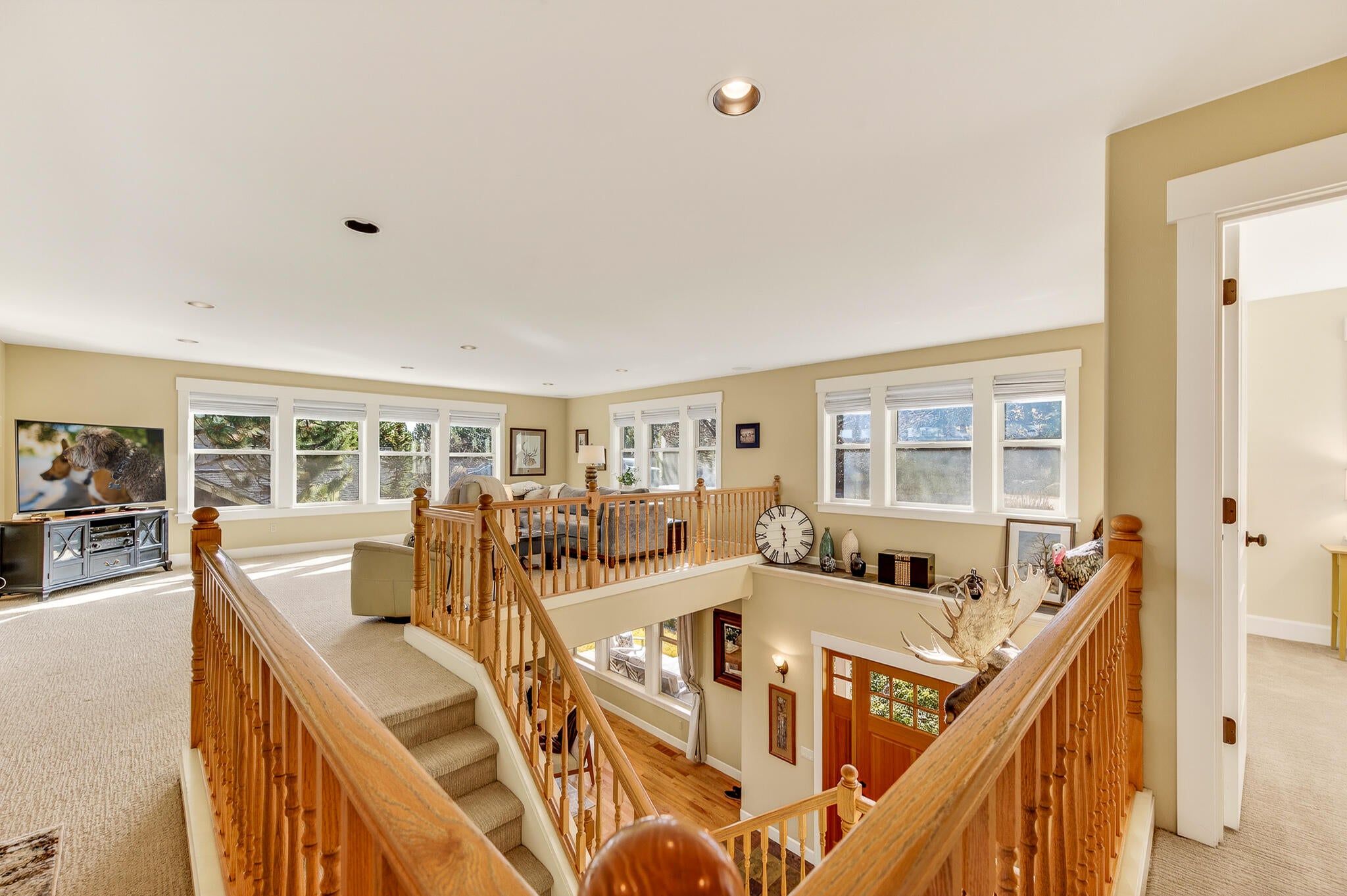 Bend, Oregon, 97703, United States, 3 Bedrooms Bedrooms, ,3 BathroomsBathrooms,Residential,Active,2017476