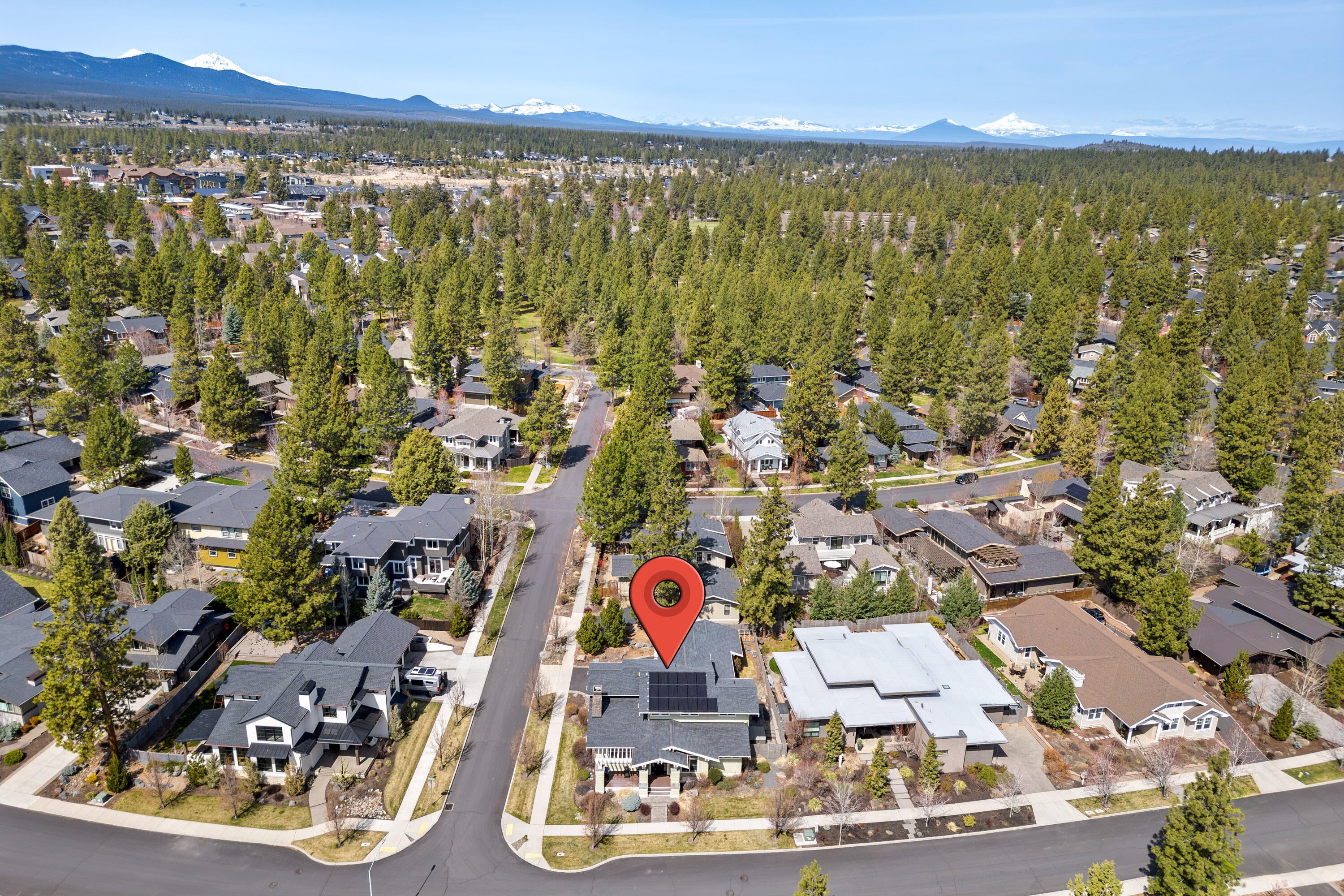 Bend, Oregon, 97703, United States, 4 Bedrooms Bedrooms, ,3 BathroomsBathrooms,Residential,Active,1764459