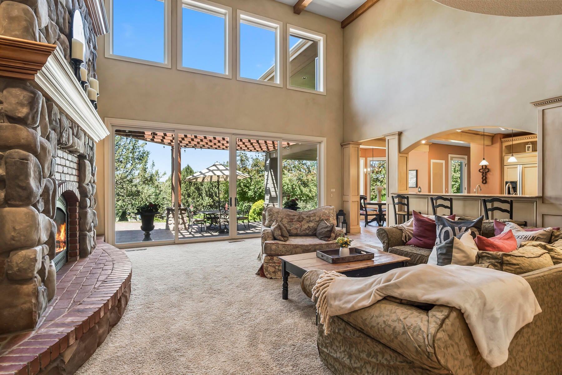 Bend, Oregon, 97702, United States, ,6 BathroomsBathrooms,Residential,Active,1726978