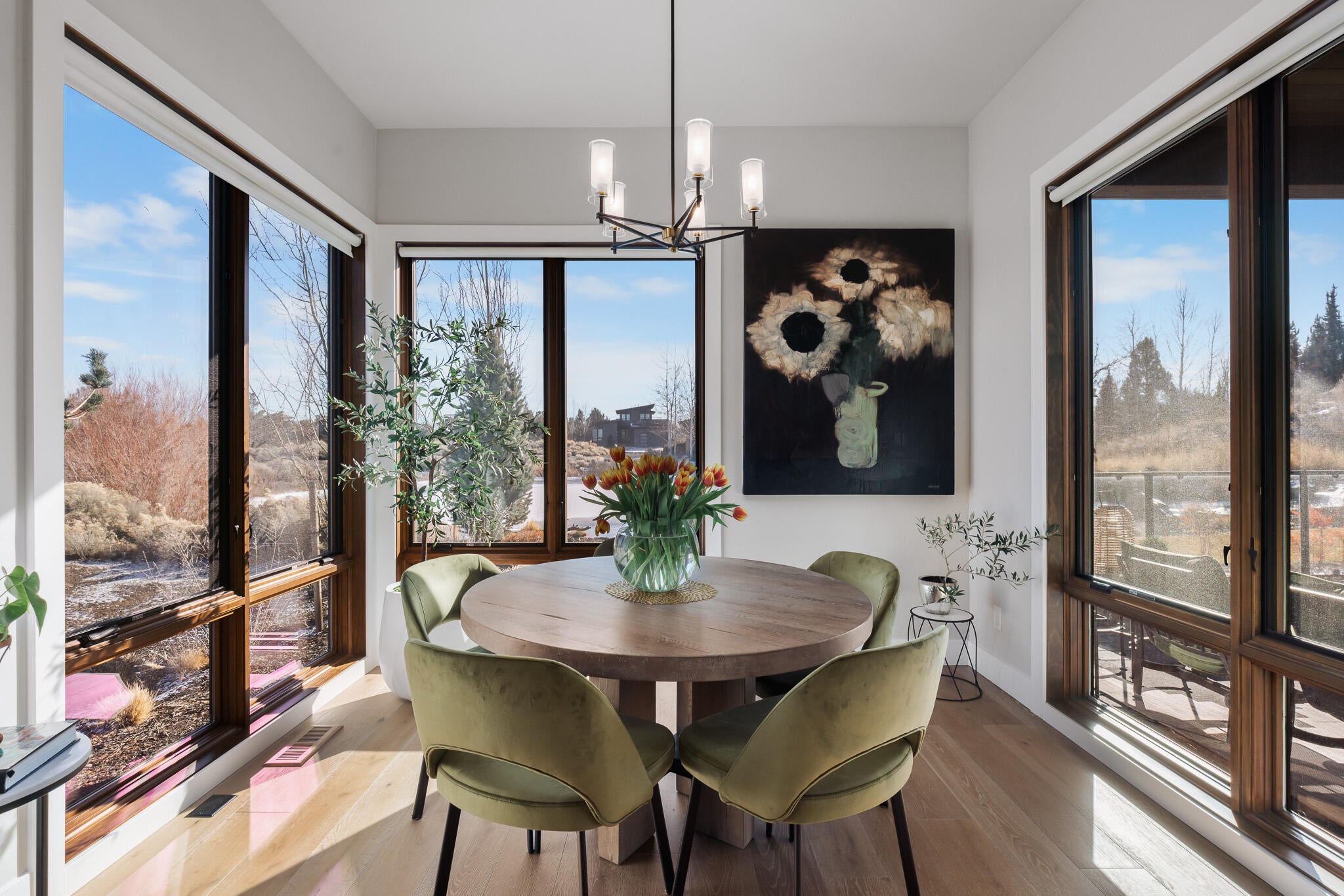 Bend, Oregon, 97701, United States, 3 Bedrooms Bedrooms, ,3 BathroomsBathrooms,Residential,Active,2015445