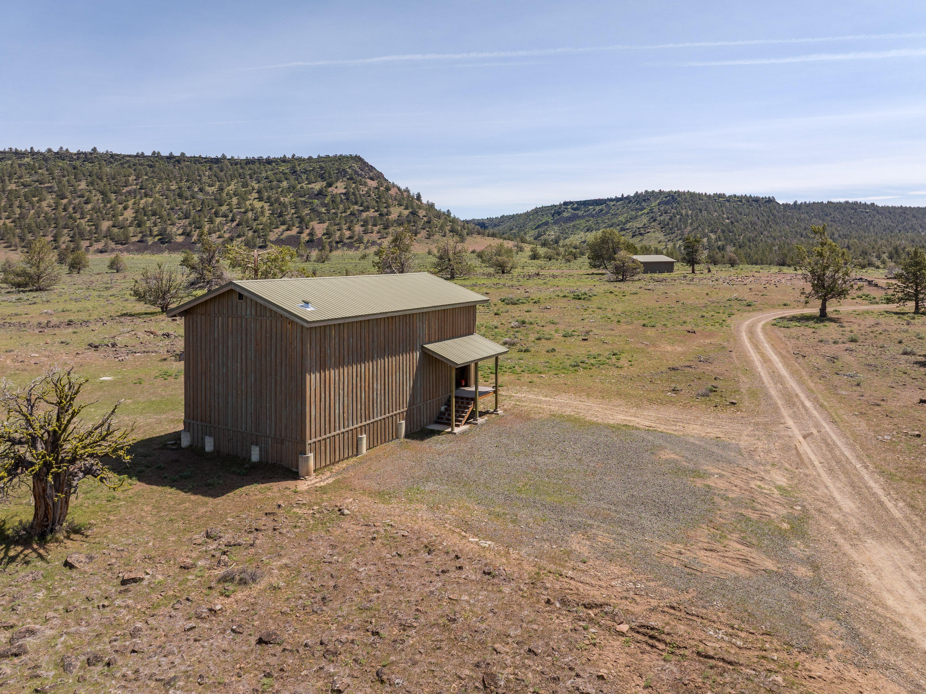 Bonanza, Oregon, 97623, United States, 3 Bedrooms Bedrooms, ,4 BathroomsBathrooms,Residential,Active,1876681