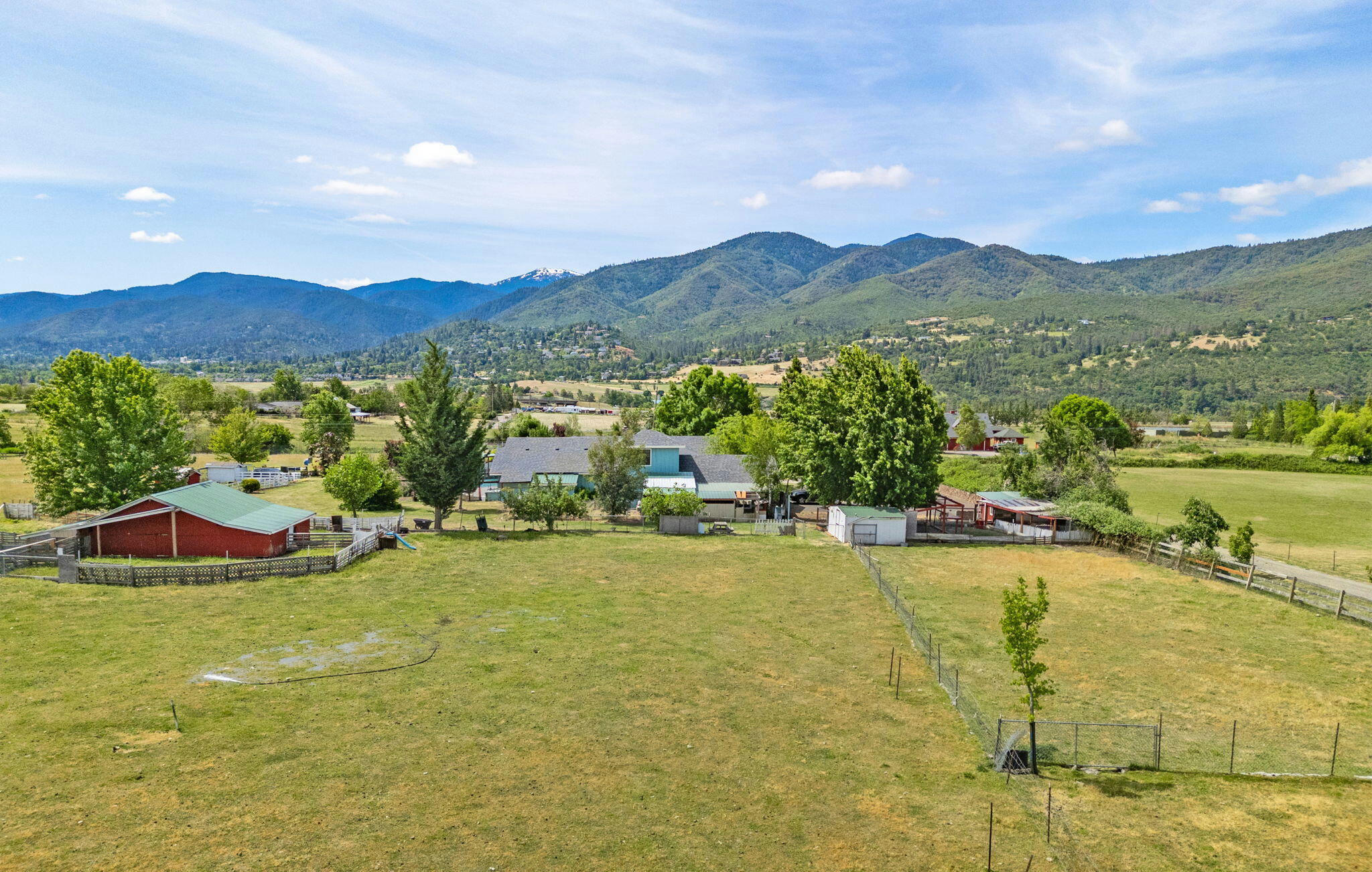 Ashland, Oregon, 97520, United States, 4 Bedrooms Bedrooms, ,4 BathroomsBathrooms,Residential,Active,1741601