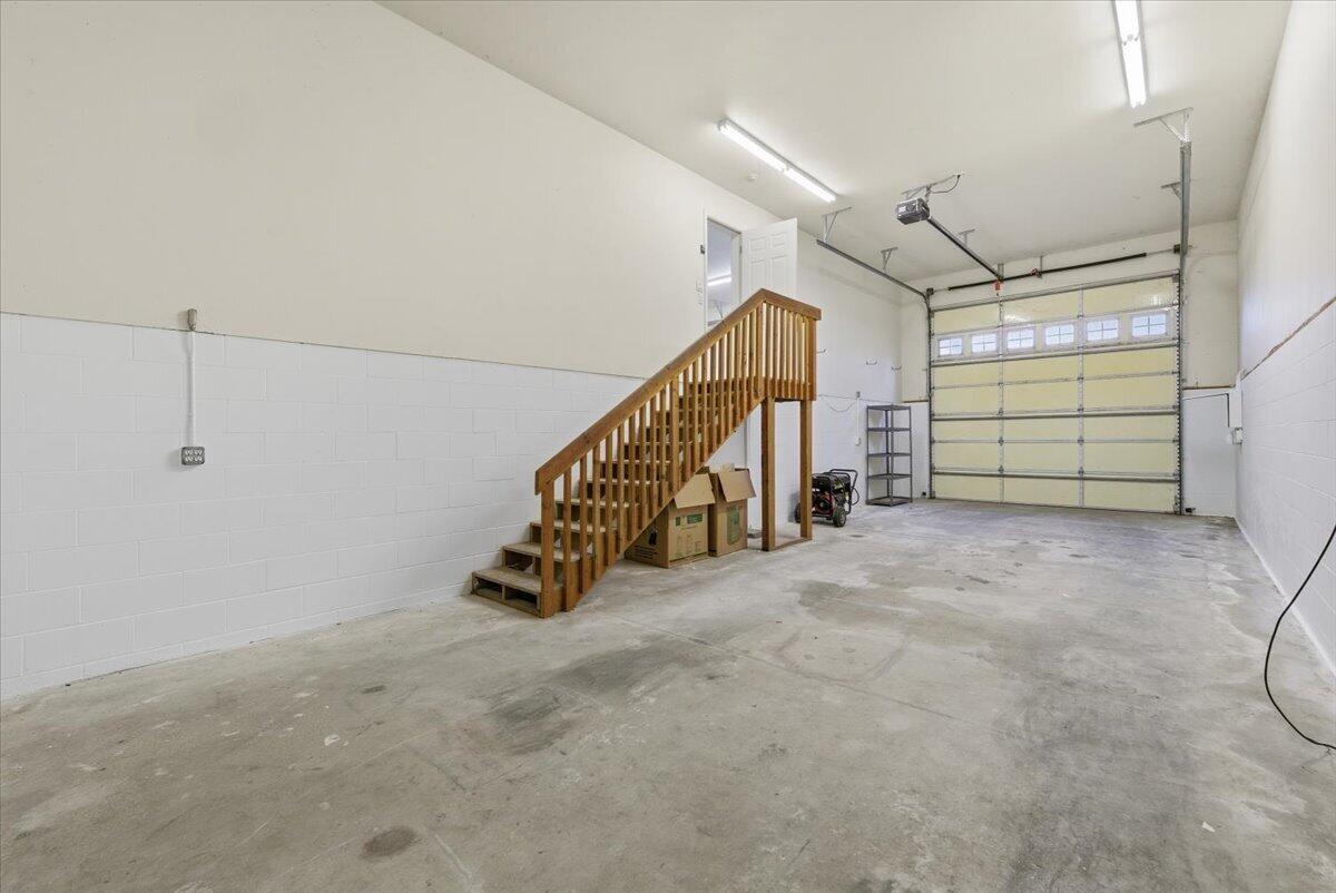 Grants Pass, Oregon, 97527, United States, 3 Bedrooms Bedrooms, ,3 BathroomsBathrooms,Residential,Active,1990612