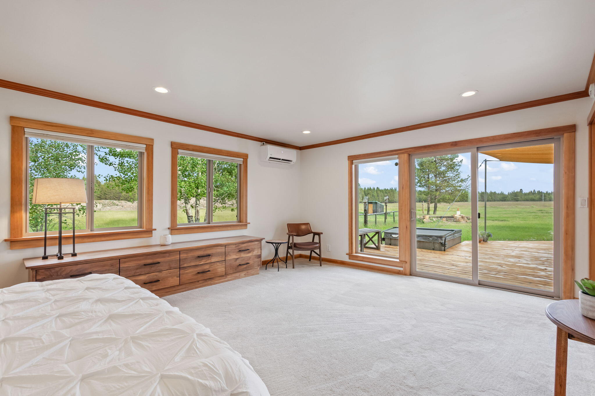 Bend, Oregon, 97707, United States, 3 Bedrooms Bedrooms, ,3 BathroomsBathrooms,Residential,Active,1880197