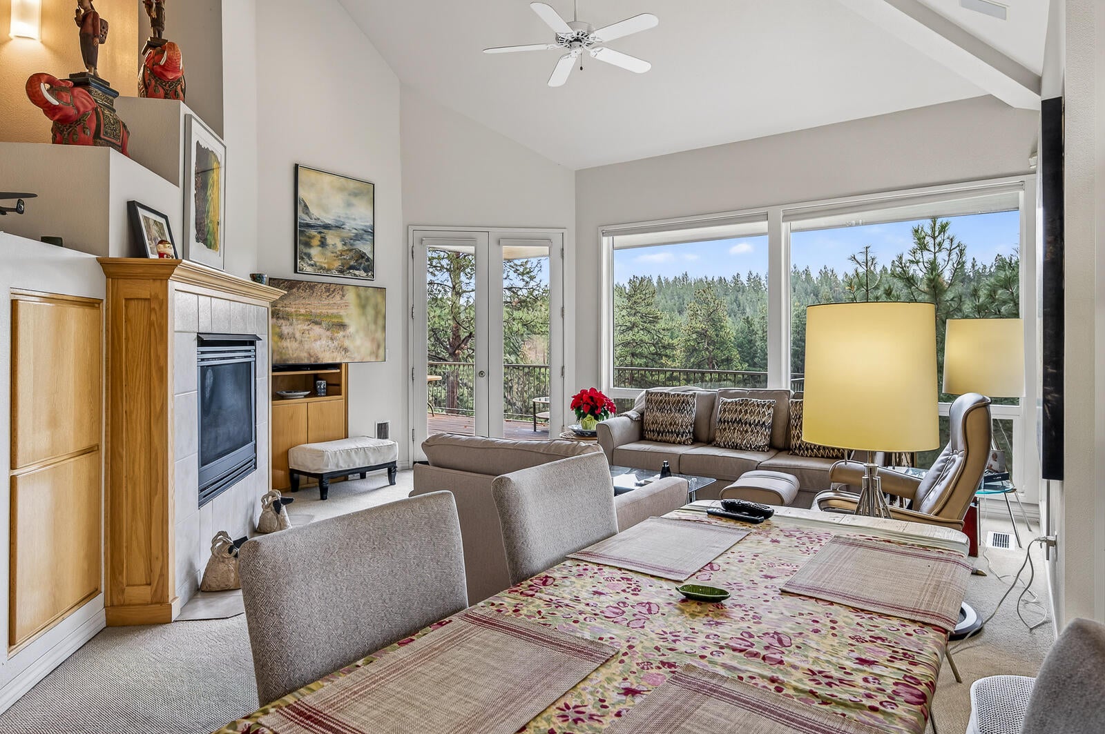 Bend, Oregon, 97702, United States, 4 Bedrooms Bedrooms, ,5 BathroomsBathrooms,Residential,Active,2007101