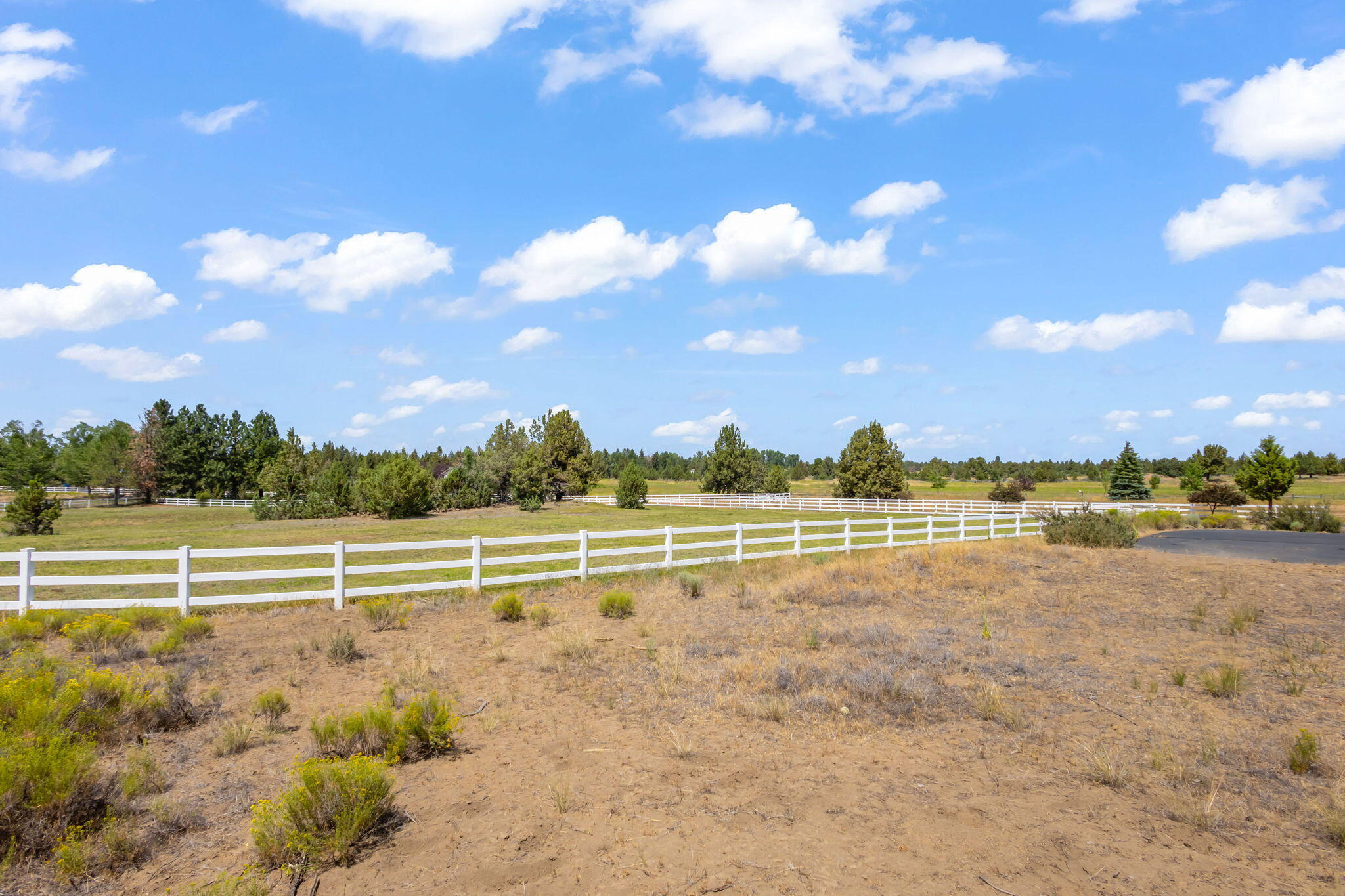 Bend, Oregon, 97702, United States, 4 Bedrooms Bedrooms, ,3 BathroomsBathrooms,Residential,Active,1907972