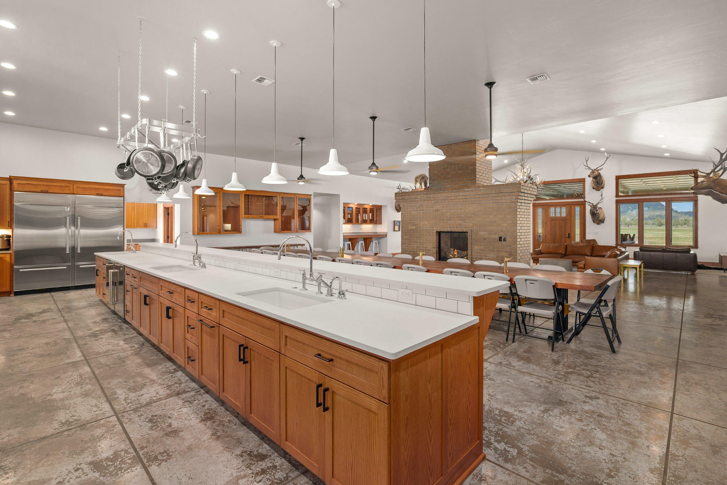 Bonanza, Oregon, 97623, United States, 3 Bedrooms Bedrooms, ,4 BathroomsBathrooms,Residential,Active,1876681