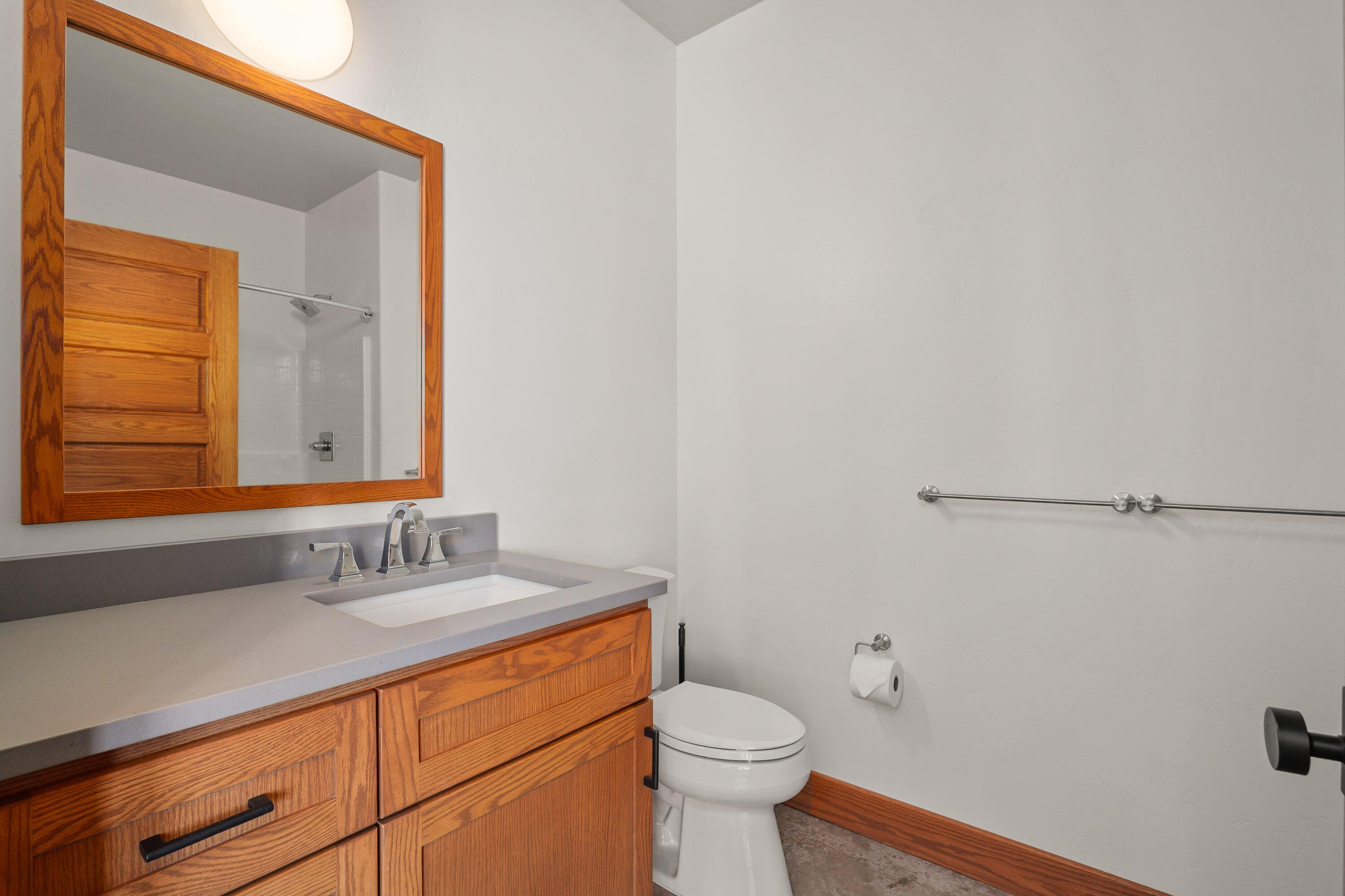 Bonanza, Oregon, 97623, United States, 3 Bedrooms Bedrooms, ,4 BathroomsBathrooms,Residential,Active,1876681