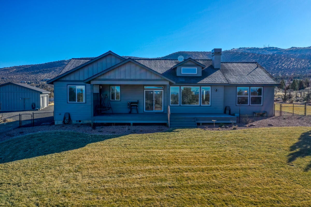 Powell Butte, Oregon, 97753, United States, 4 Bedrooms Bedrooms, ,3 BathroomsBathrooms,Residential,Active,1908146