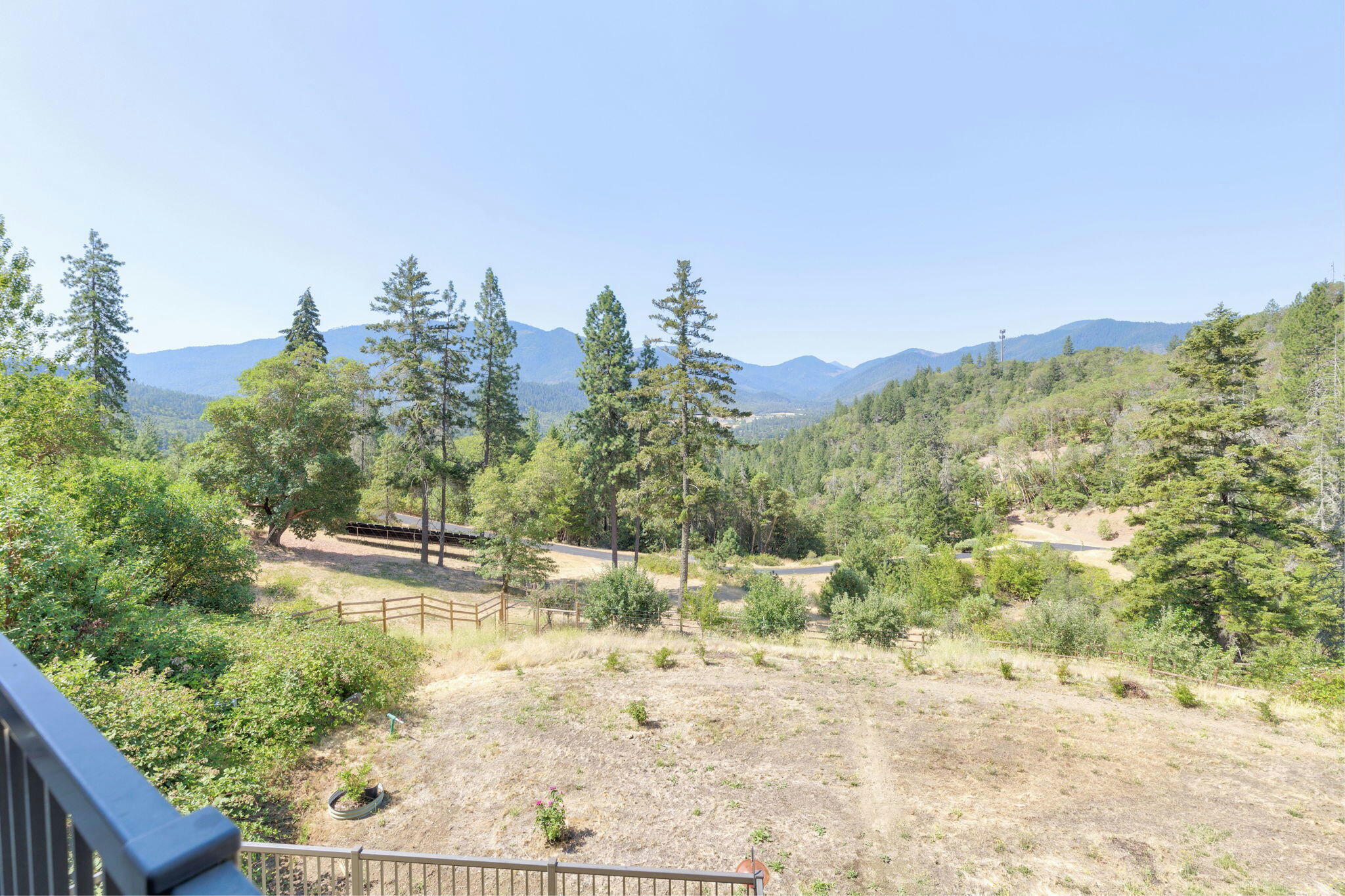 Grants Pass, Oregon, 97527, United States, ,6 BathroomsBathrooms,Residential,Active,1748769