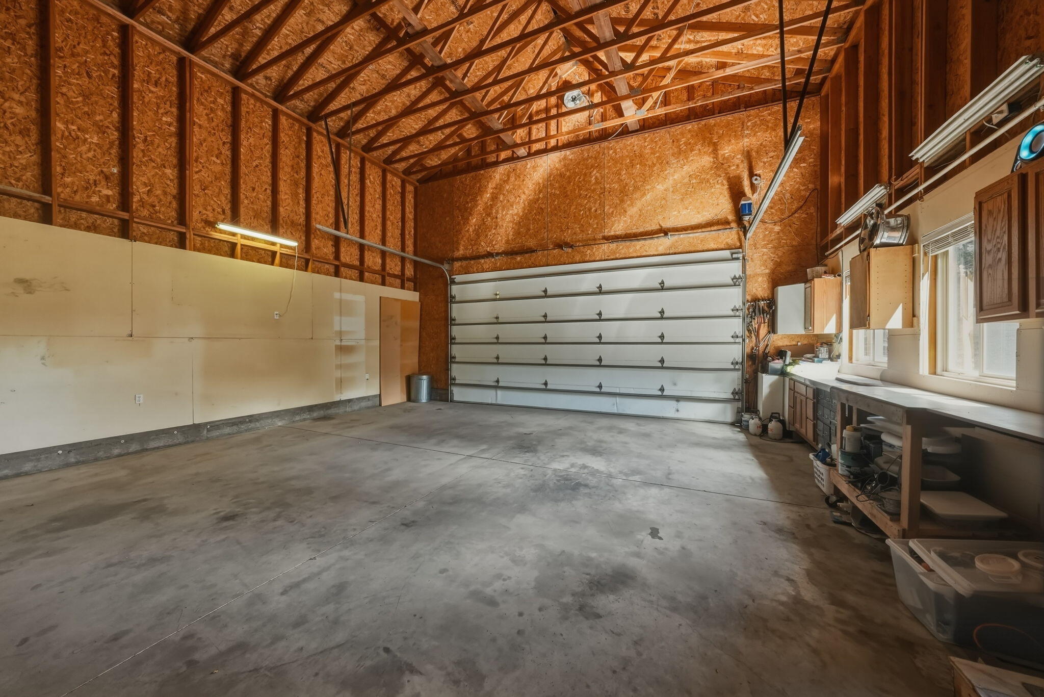 Bend, Oregon, 97702, United States, 3 Bedrooms Bedrooms, ,5 BathroomsBathrooms,Residential,Active,2045021