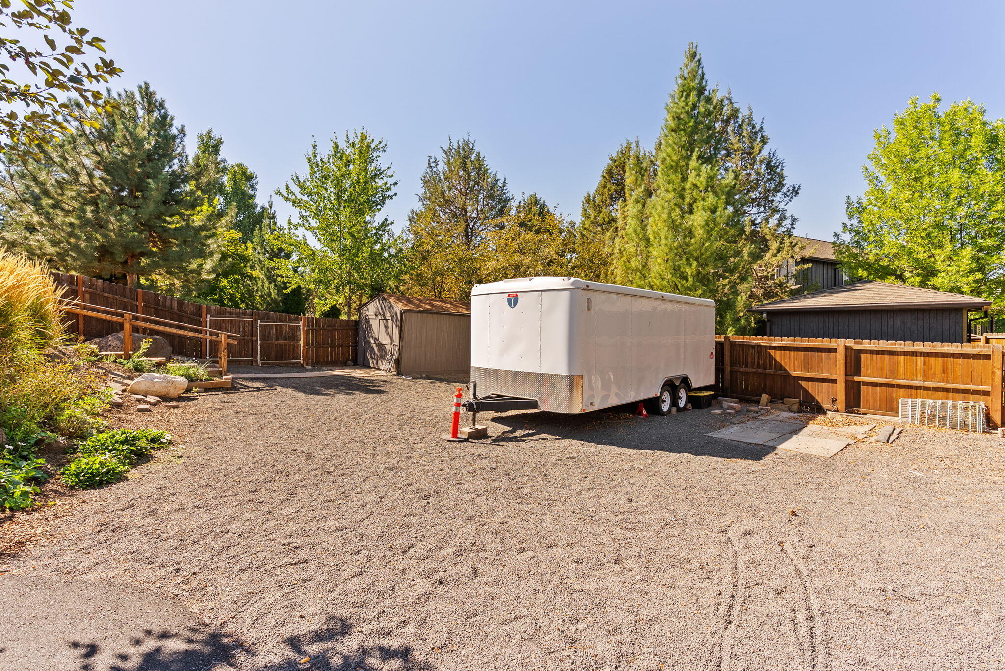 Bend, Oregon, 97702, United States, 3 Bedrooms Bedrooms, ,4 BathroomsBathrooms,Residential,Active,1952481