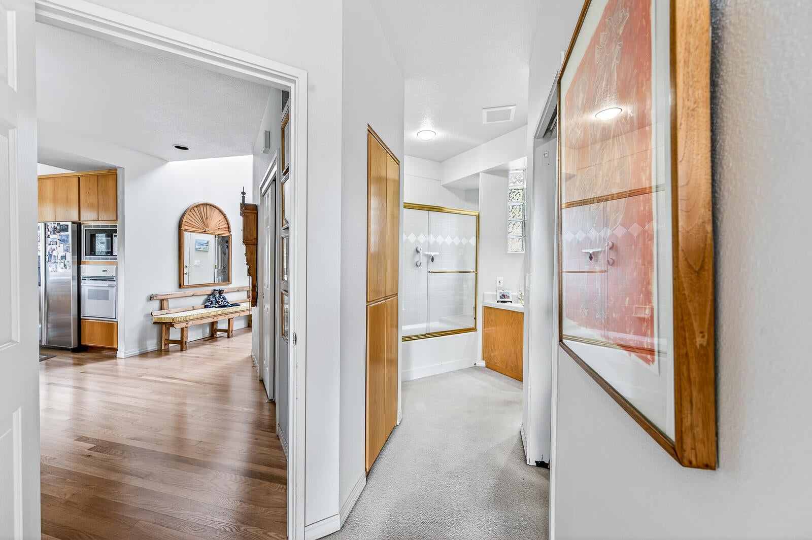 Bend, Oregon, 97702, United States, 4 Bedrooms Bedrooms, ,5 BathroomsBathrooms,Residential,Active,2007101