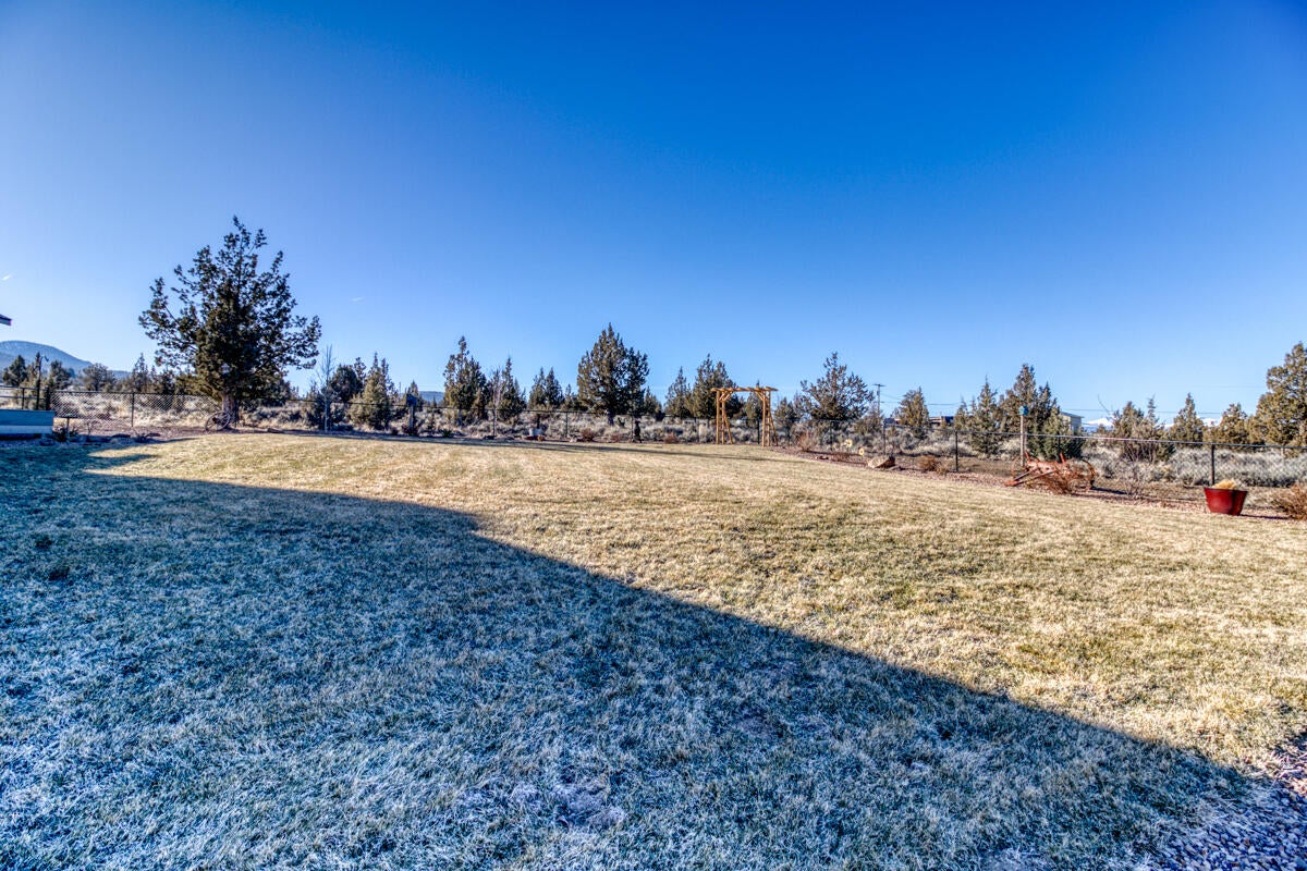 Powell Butte, Oregon, 97753, United States, 4 Bedrooms Bedrooms, ,3 BathroomsBathrooms,Residential,Active,1908146