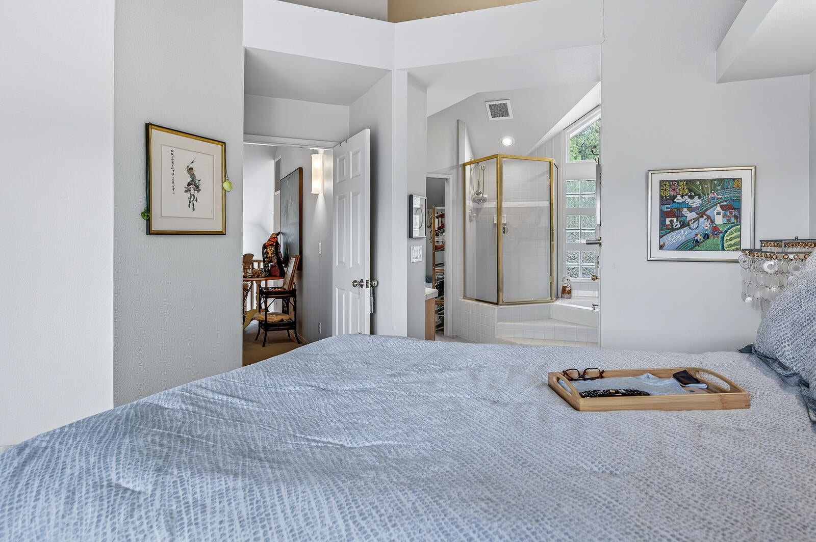 Bend, Oregon, 97702, United States, 4 Bedrooms Bedrooms, ,5 BathroomsBathrooms,Residential,Active,2007101