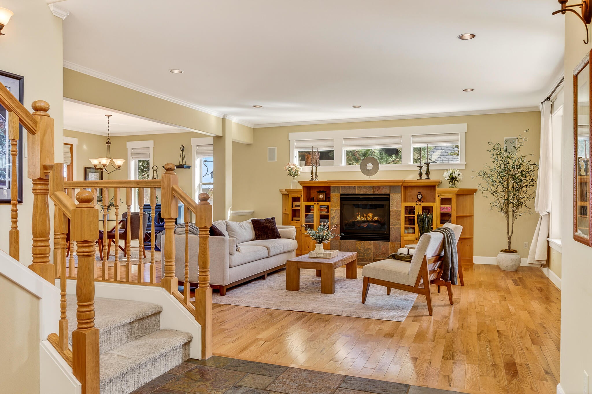 Bend, Oregon, 97703, United States, 3 Bedrooms Bedrooms, ,3 BathroomsBathrooms,Residential,Active,2017476