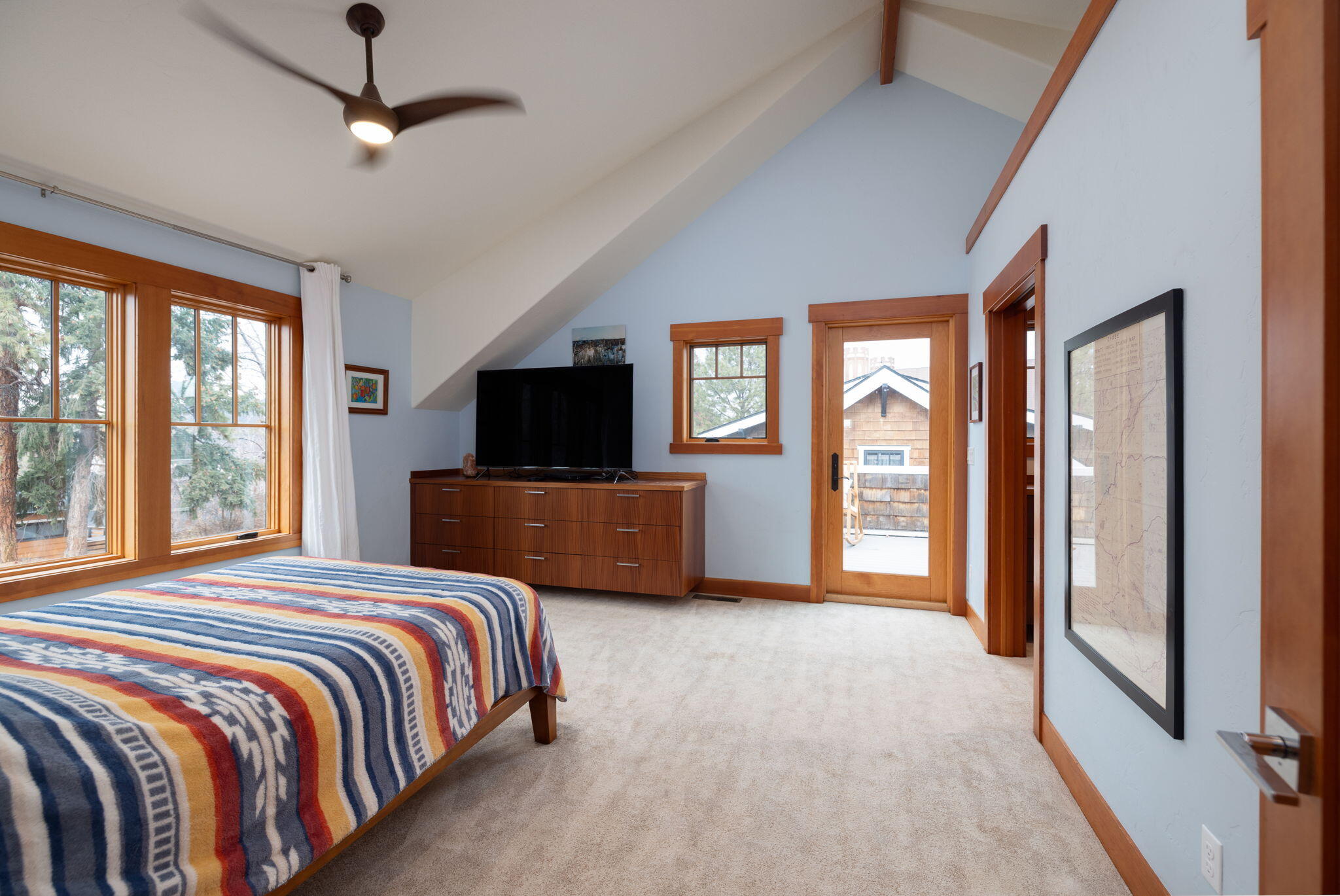 Bend, Oregon, 97703, United States, 4 Bedrooms Bedrooms, ,4 BathroomsBathrooms,Residential,Active,1996273