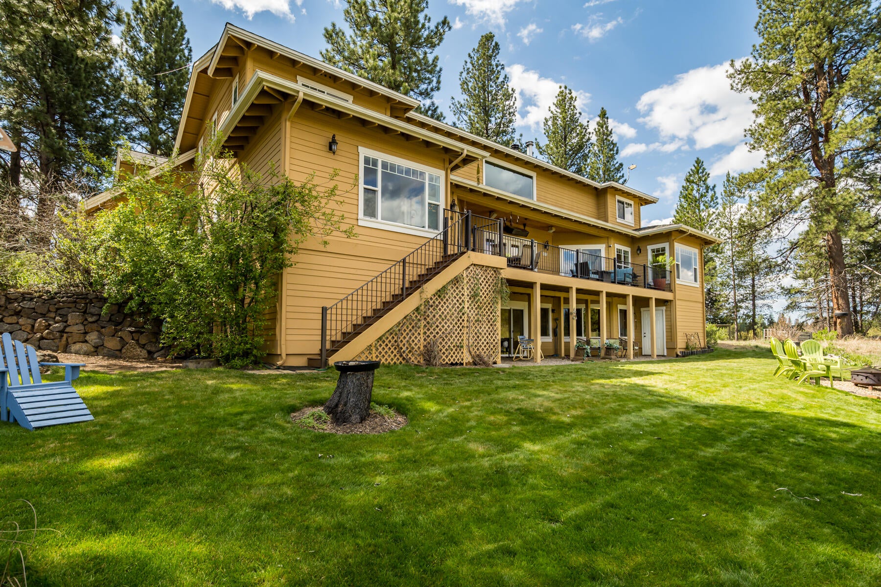 Bend, Oregon, 97707, United States, 5 Bedrooms Bedrooms, ,5 BathroomsBathrooms,Residential,Active,2044562