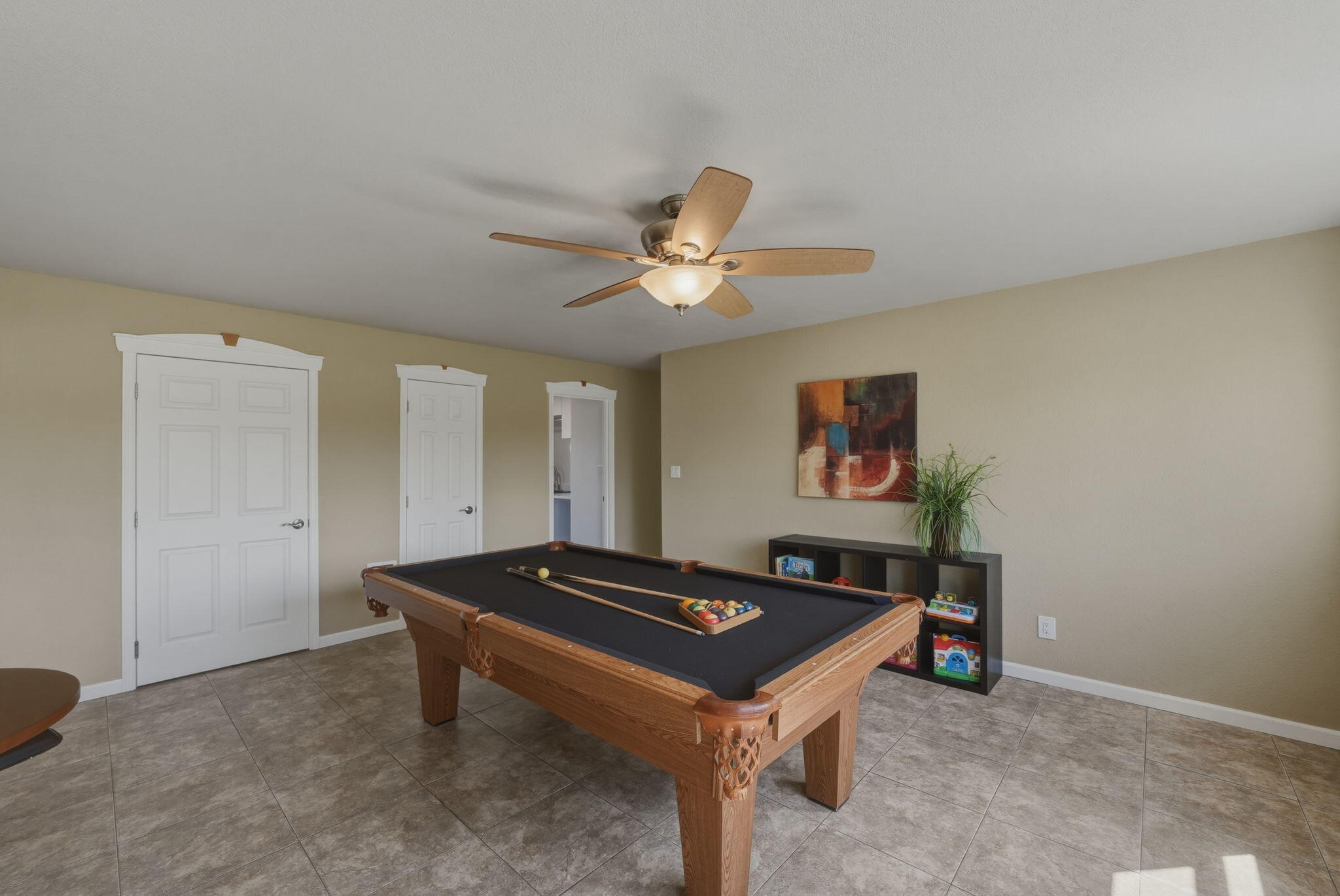 Bend, Oregon, 97702, United States, 3 Bedrooms Bedrooms, ,5 BathroomsBathrooms,Residential,Active,2045021