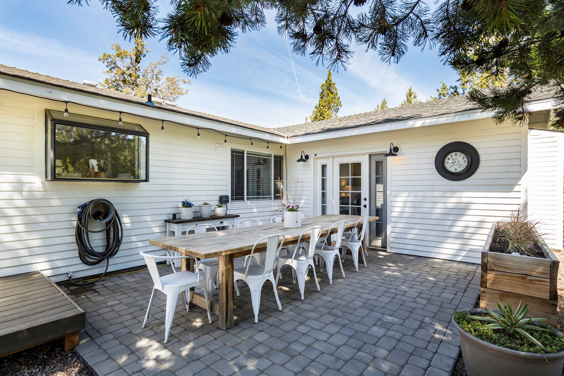 Bend, Oregon, 97703, United States, 4 Bedrooms Bedrooms, ,3 BathroomsBathrooms,Residential,Active,1790219