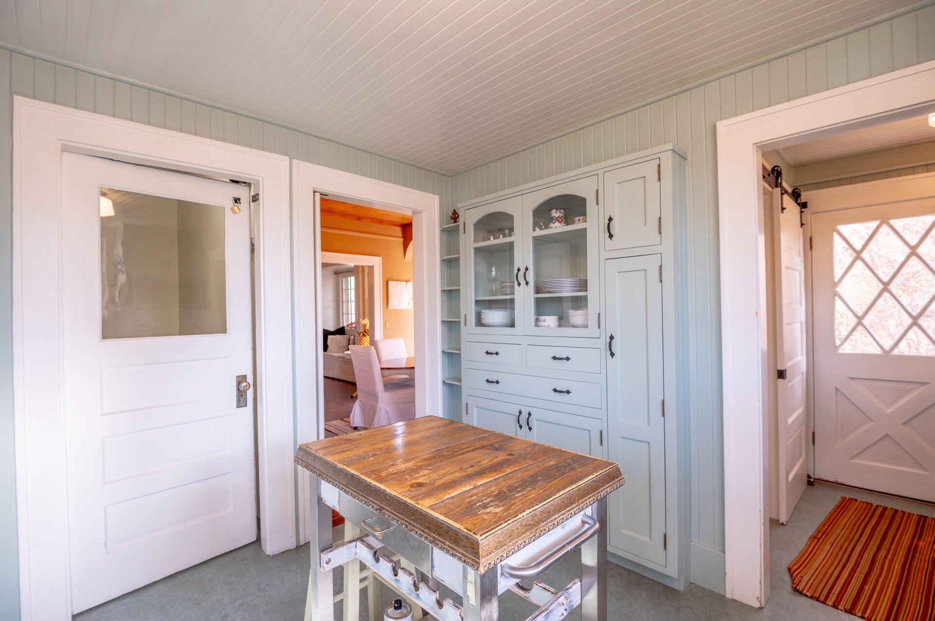 Bend, Oregon, 97703, United States, 3 Bedrooms Bedrooms, ,2 BathroomsBathrooms,Residential,Active,1756823