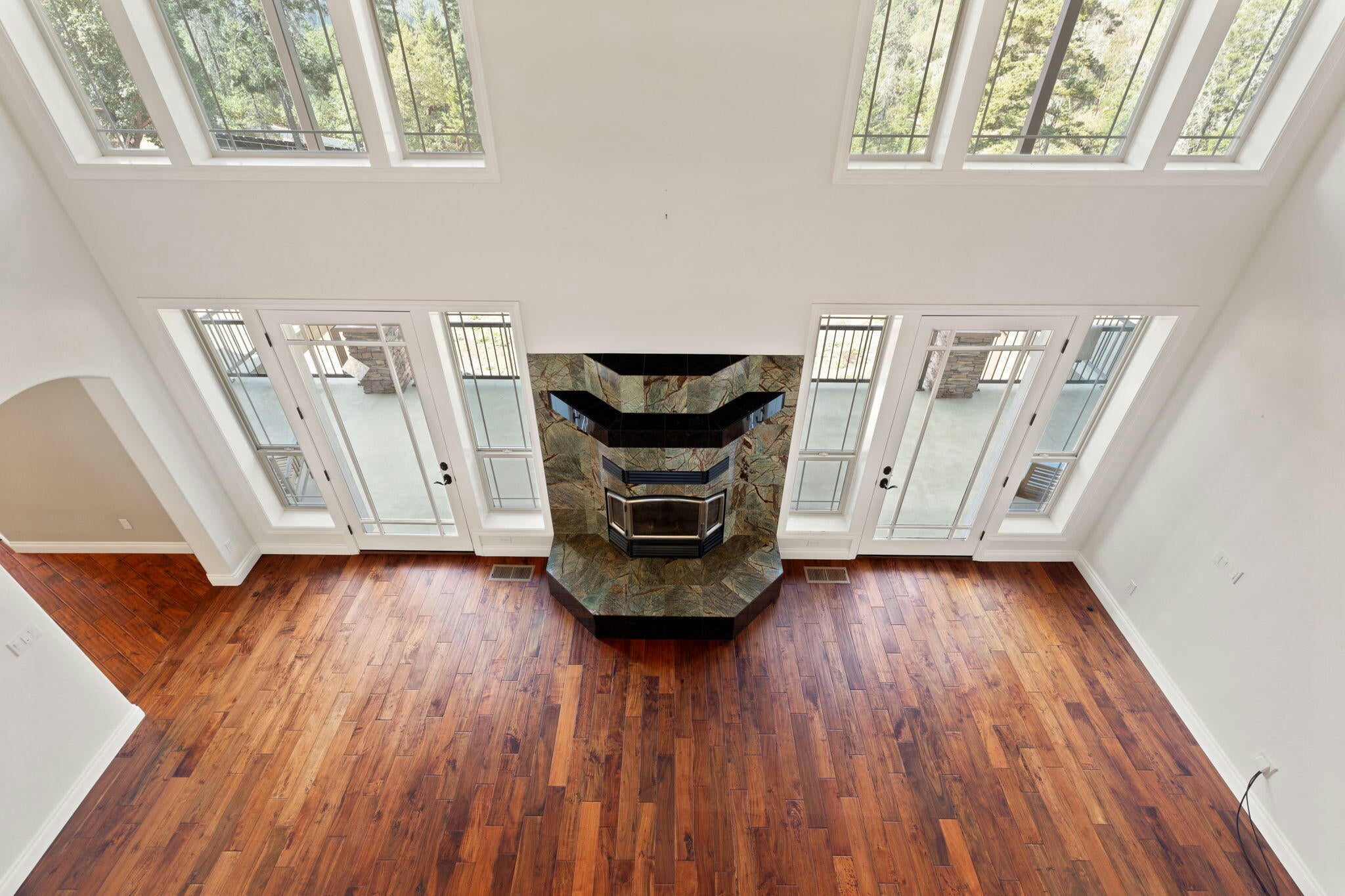 Grants Pass, Oregon, 97527, United States, ,6 BathroomsBathrooms,Residential,Active,1748769