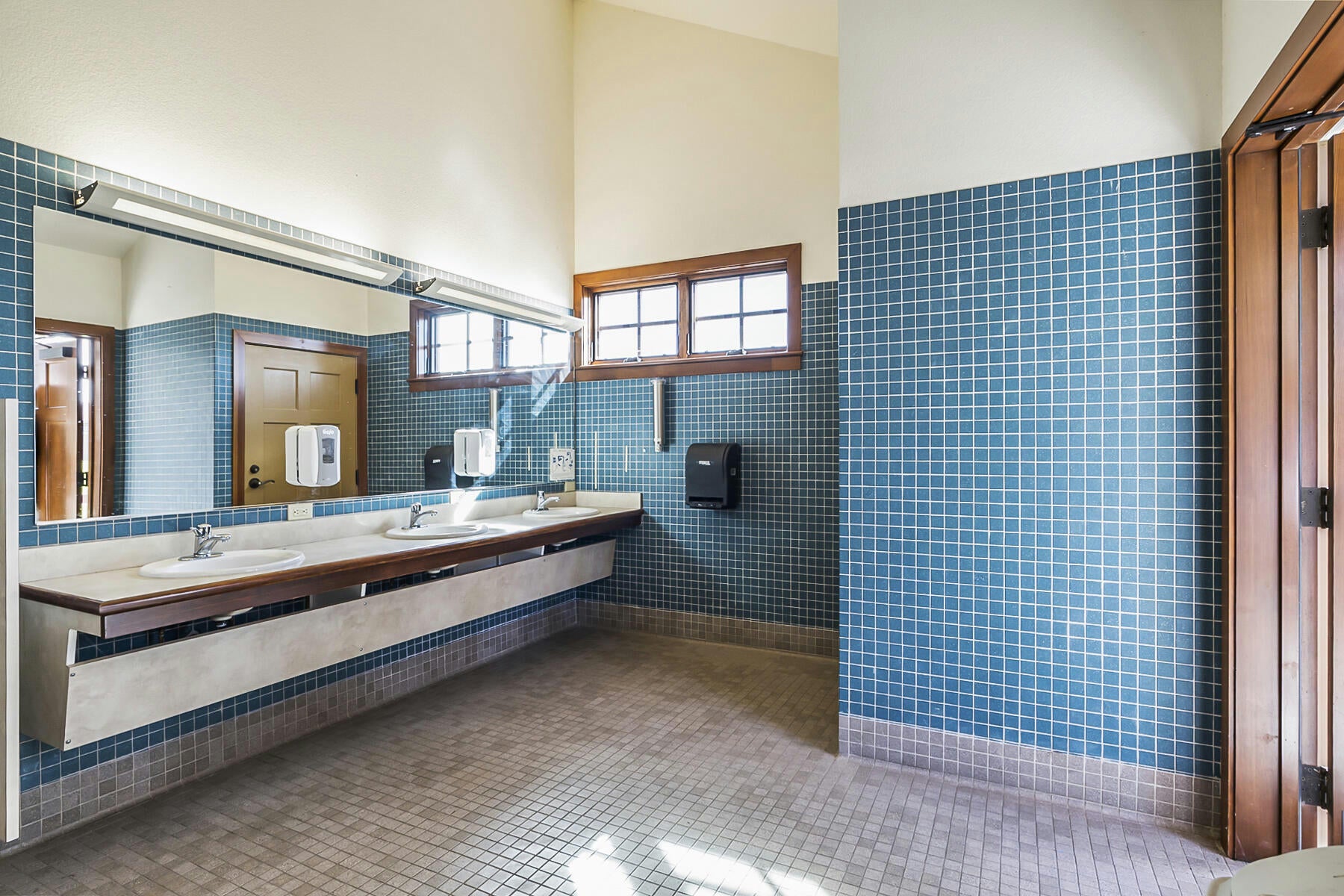 Powell Butte, Oregon, 97753, United States, 4 Bedrooms Bedrooms, ,4 BathroomsBathrooms,Residential,Active,1769979