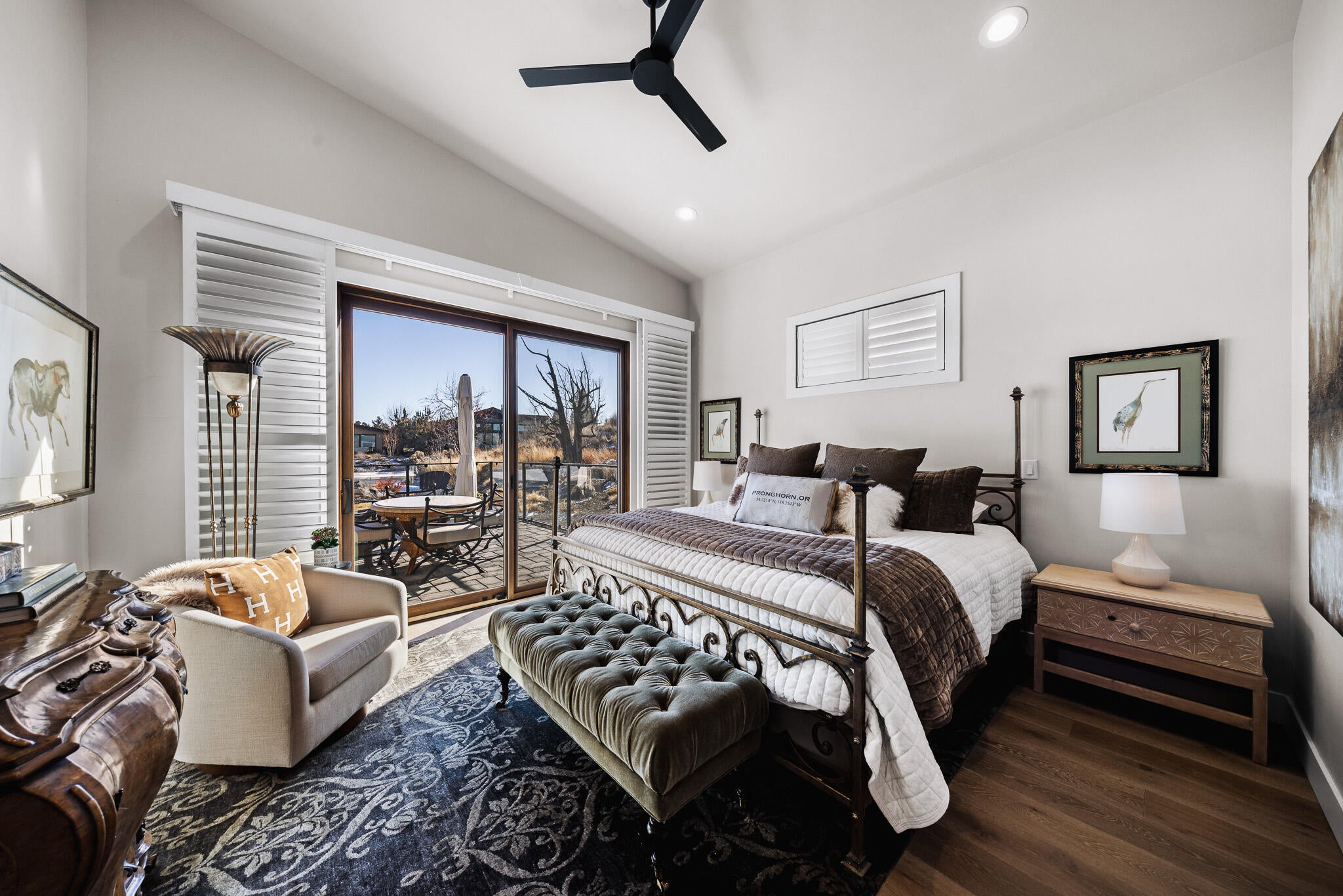 Bend, Oregon, 97701, United States, 3 Bedrooms Bedrooms, ,3 BathroomsBathrooms,Residential,Active,2015445