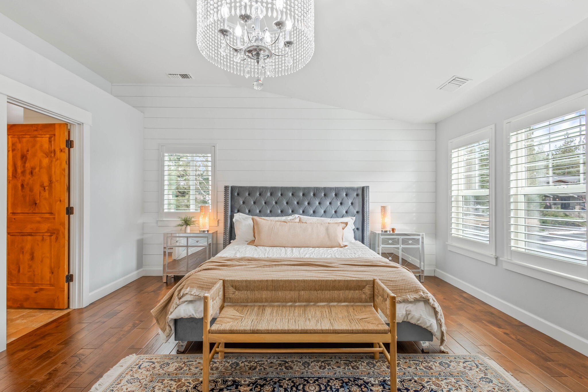 Bend, Oregon, 97702, United States, 4 Bedrooms Bedrooms, ,5 BathroomsBathrooms,Residential,Active,1726847